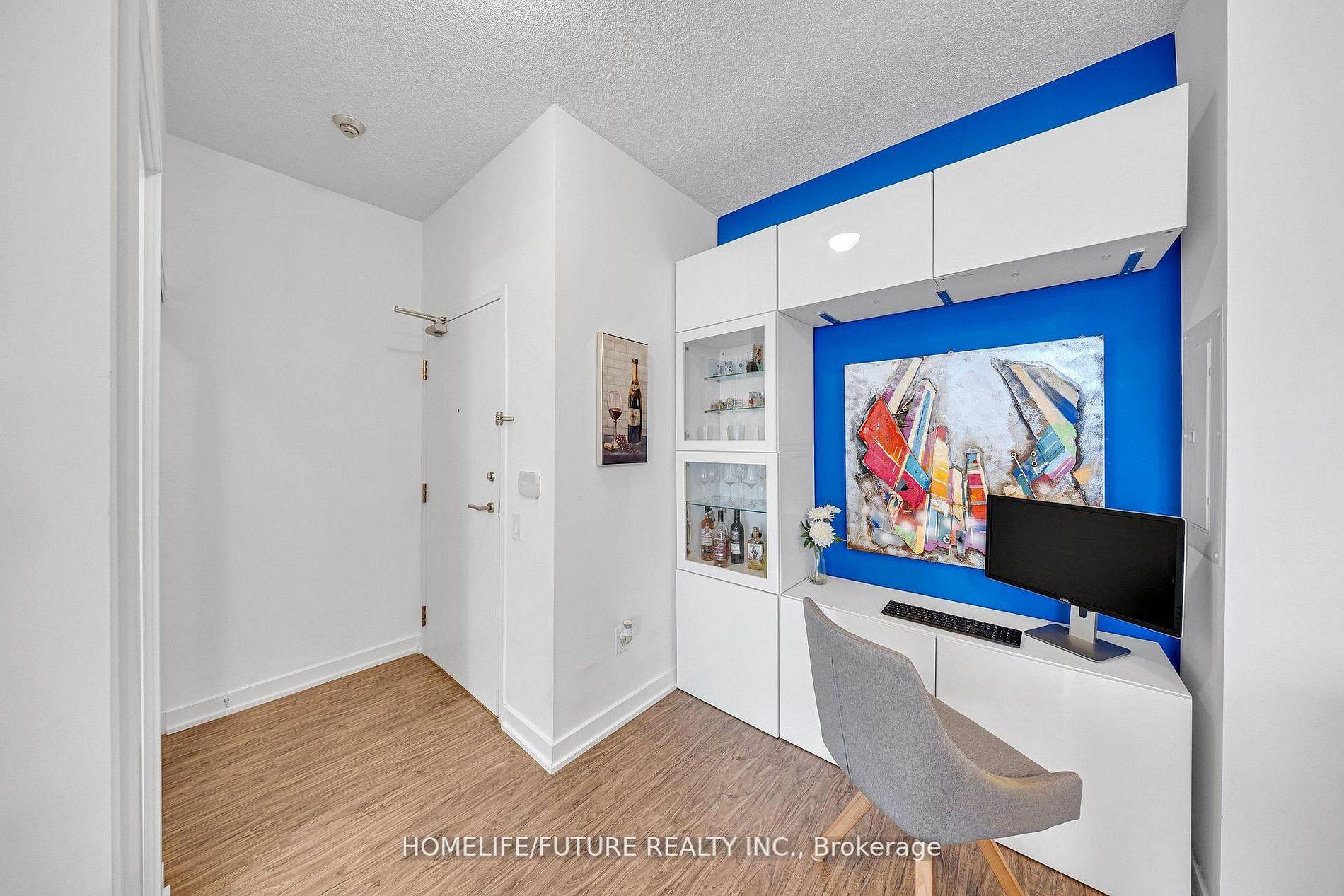 Photo 3 of Unit 2507, 33 Singer Court, North York, Bayview Village — HOMEH