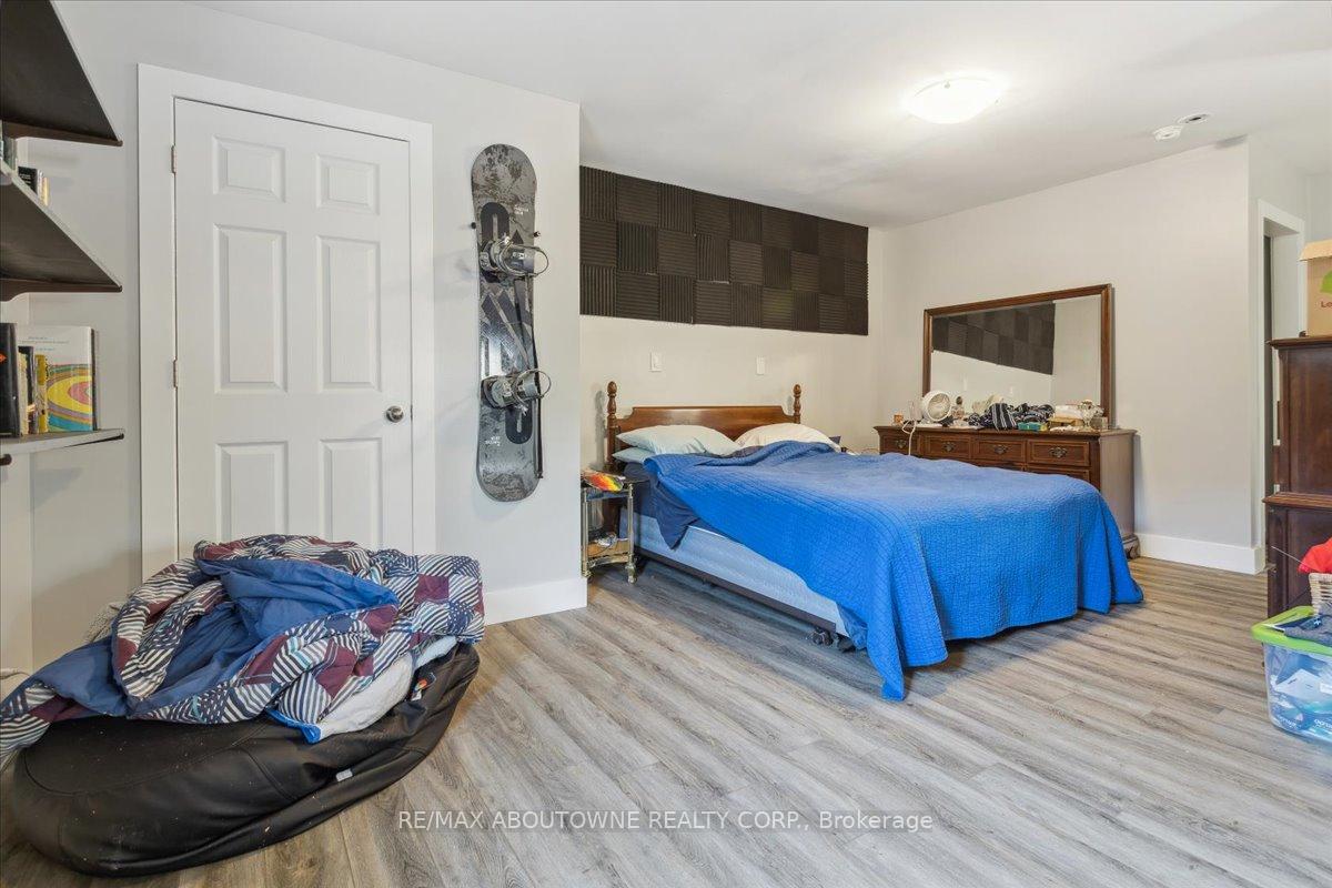 Photo 21 of 26 Vine Street S, St. Catharines, Fairview — HOMEH