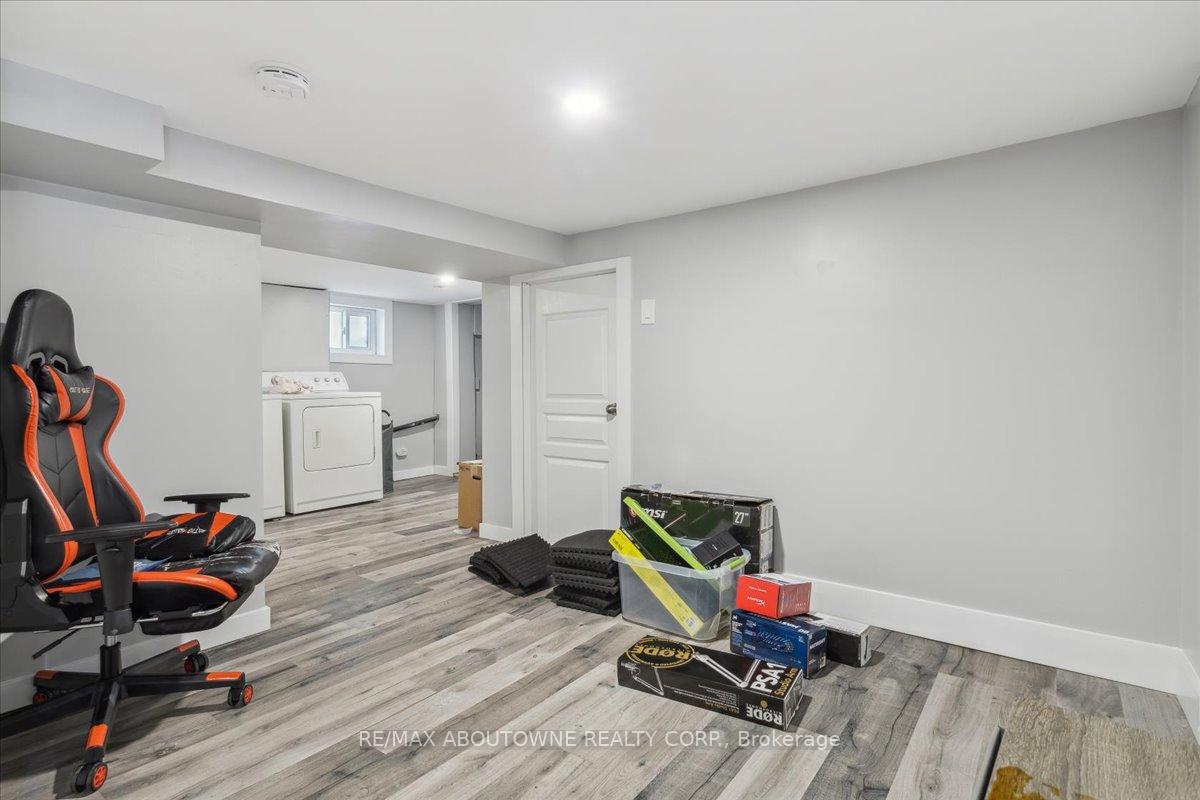 Photo 28 of 26 Vine Street S, St. Catharines, Fairview — HOMEH