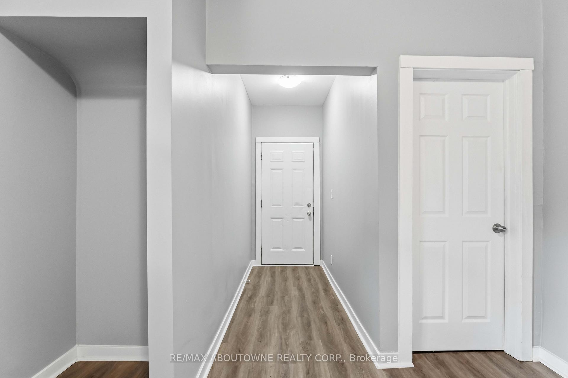 Photo 6 of 107 Lake Street, St. Catharines, Downtown — HOMEH