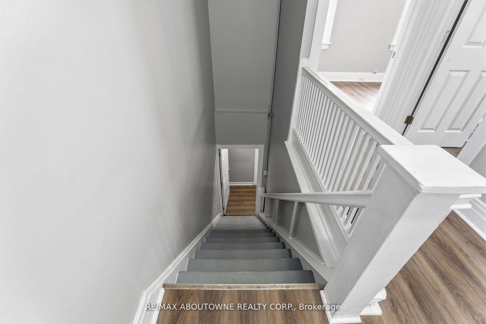 Photo 16 of 107 Lake Street, St. Catharines, Downtown — HOMEH