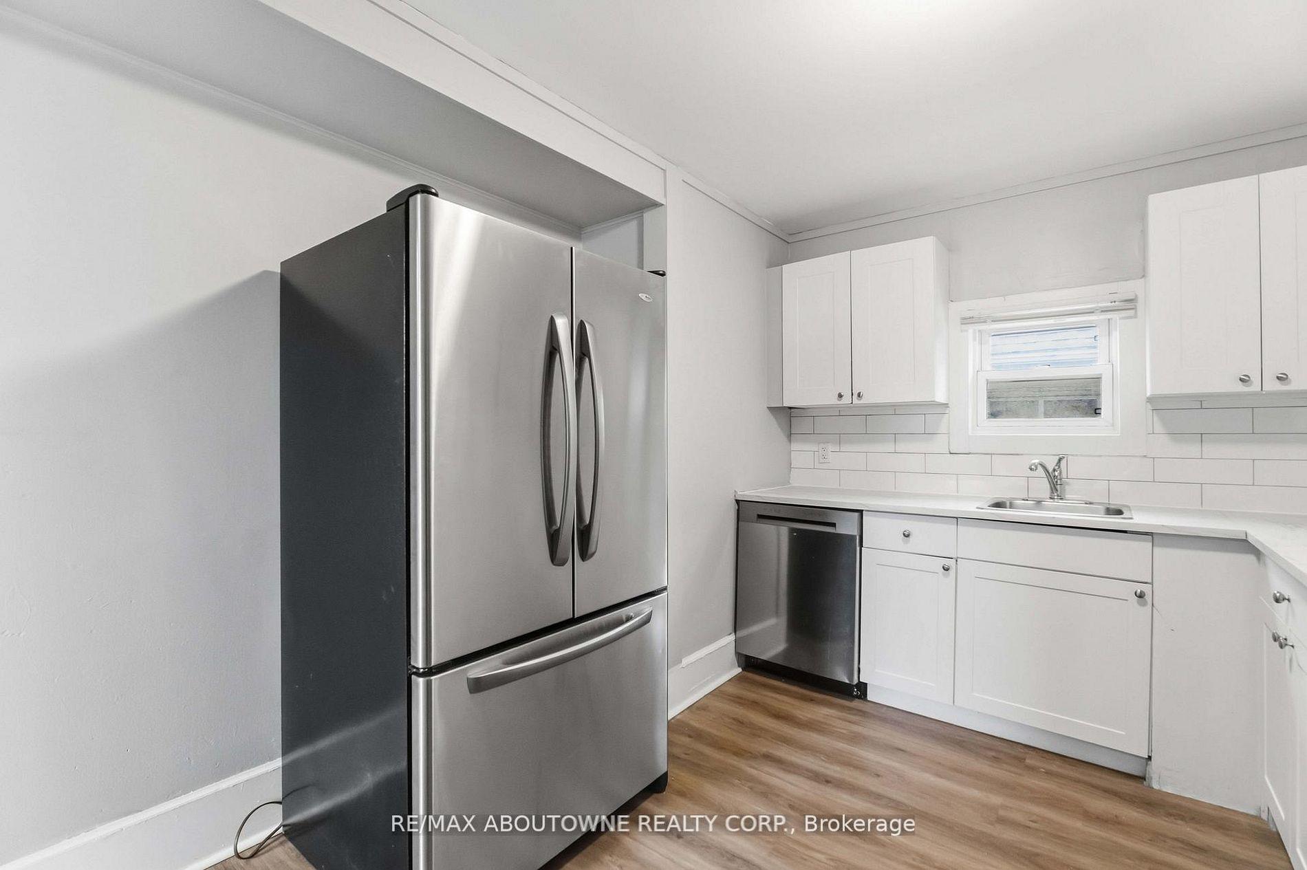 Photo 18 of 107 Lake Street, St. Catharines, Downtown — HOMEH