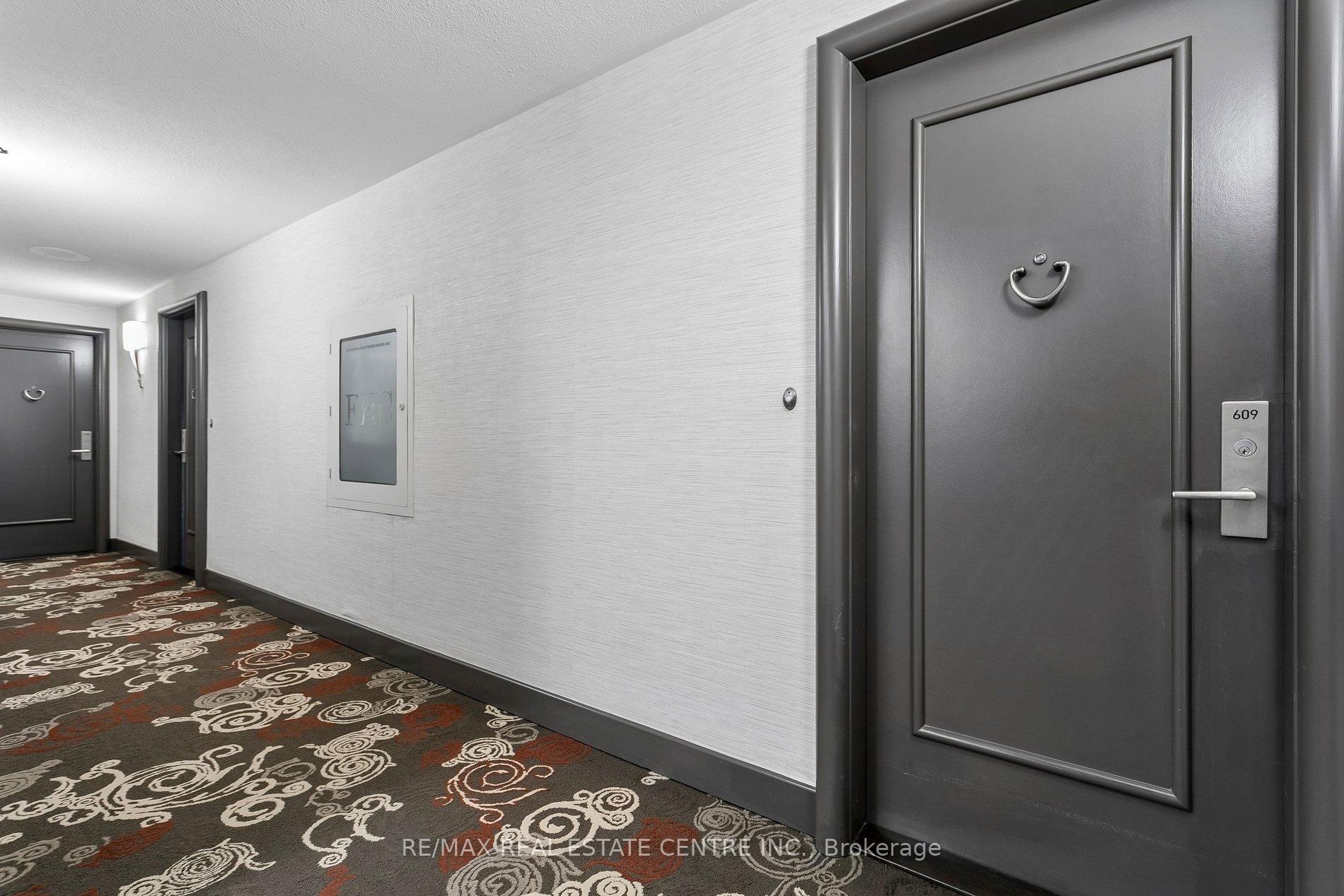 Photo 7 of Unit 609, 1400 Dixie Road, Mississauga, Lakeview — HOMEH