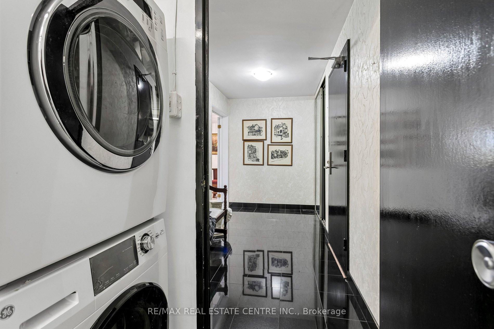 Photo 9 of Unit 609, 1400 Dixie Road, Mississauga, Lakeview — HOMEH