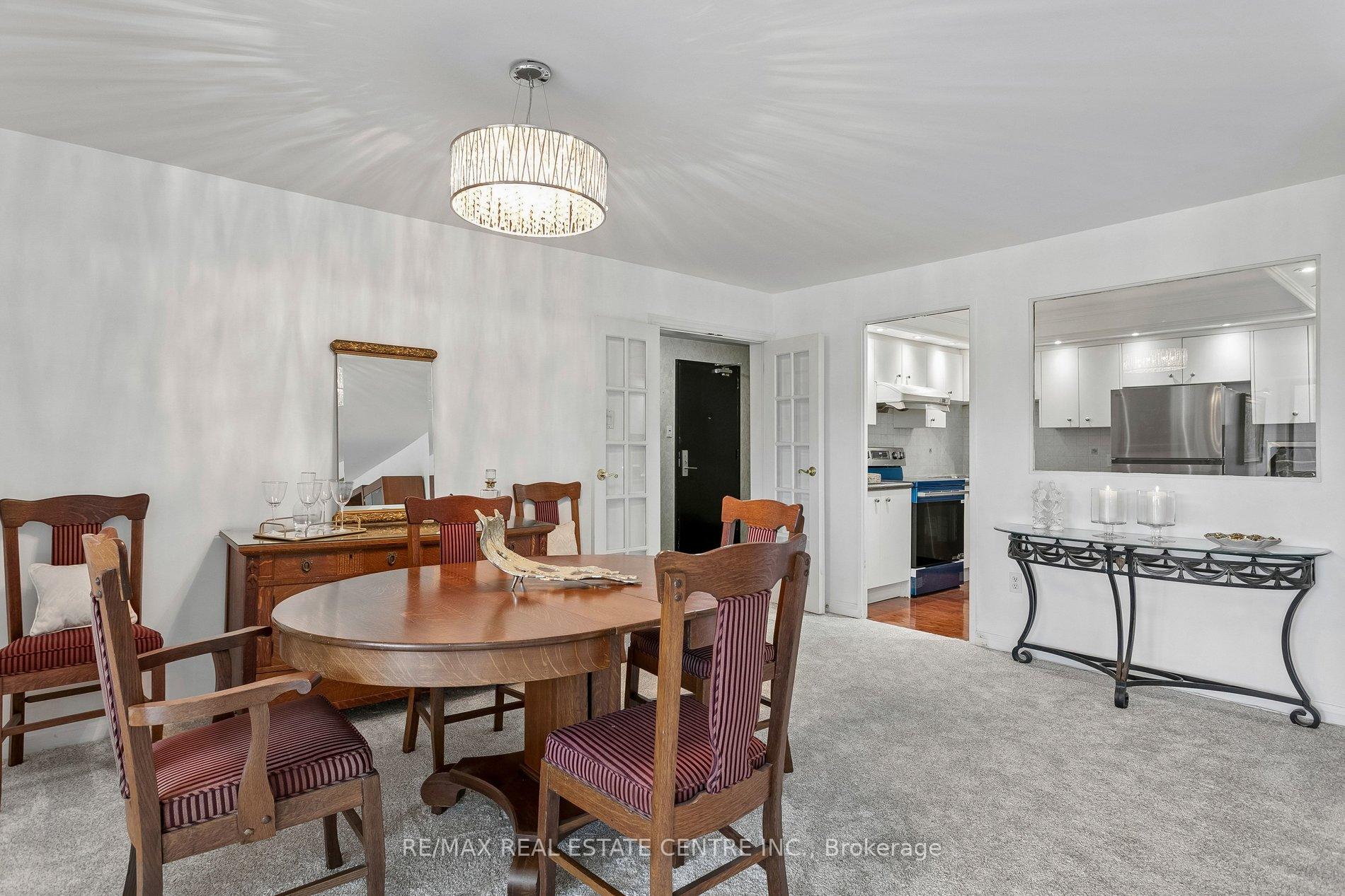 Photo 11 of Unit 609, 1400 Dixie Road, Mississauga, Lakeview — HOMEH