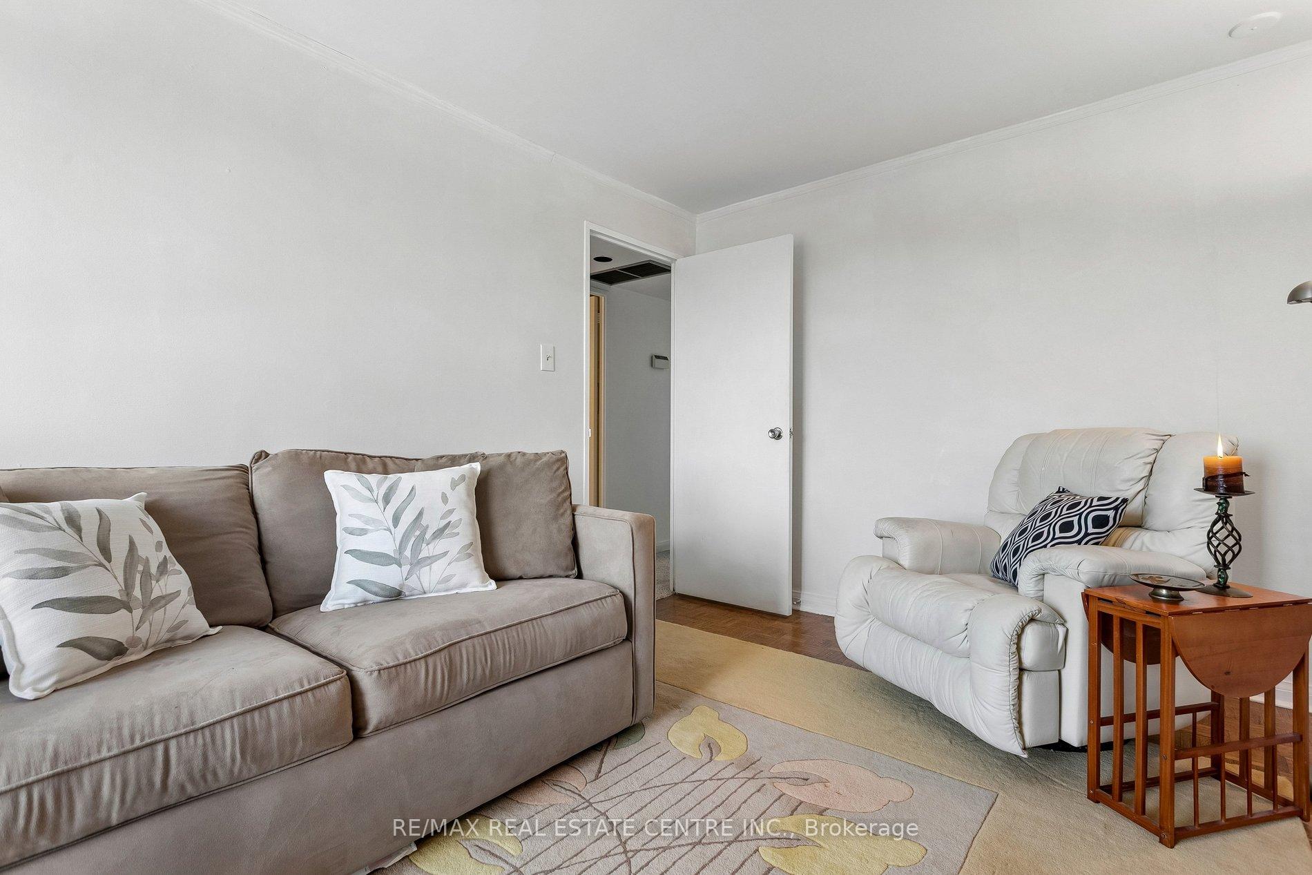 Photo 28 of Unit 609, 1400 Dixie Road, Mississauga, Lakeview — HOMEH