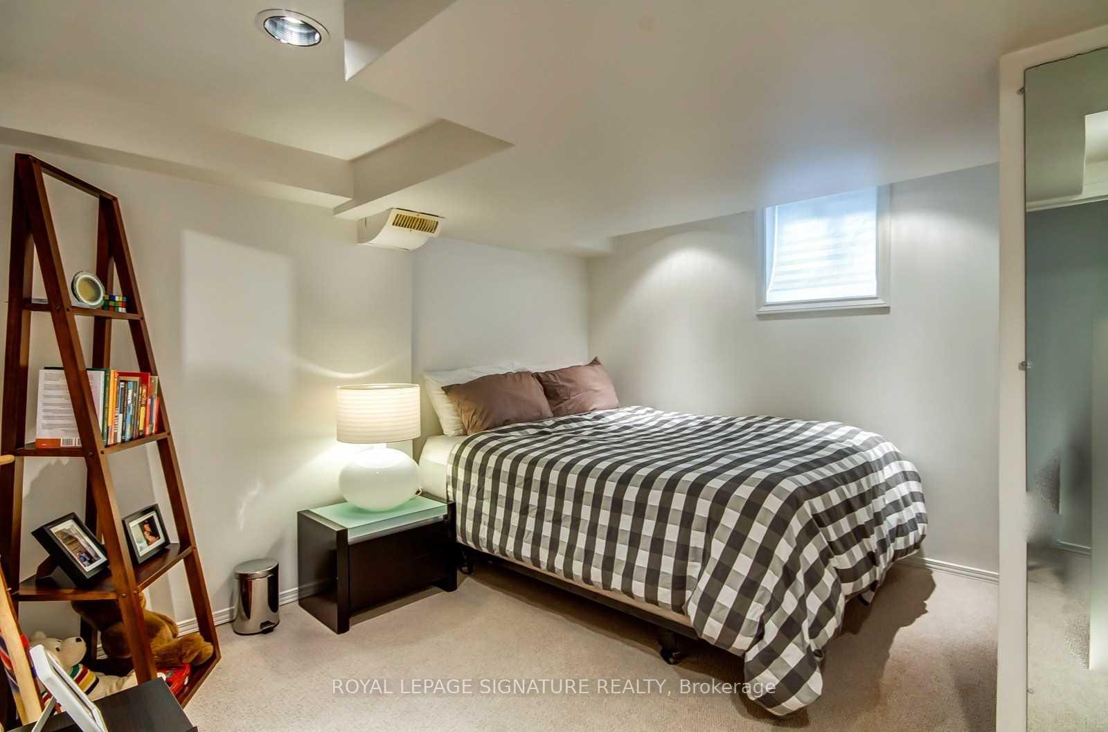 Photo 13 of 3 Kenrae Road, Toronto, Leaside — HOMEH