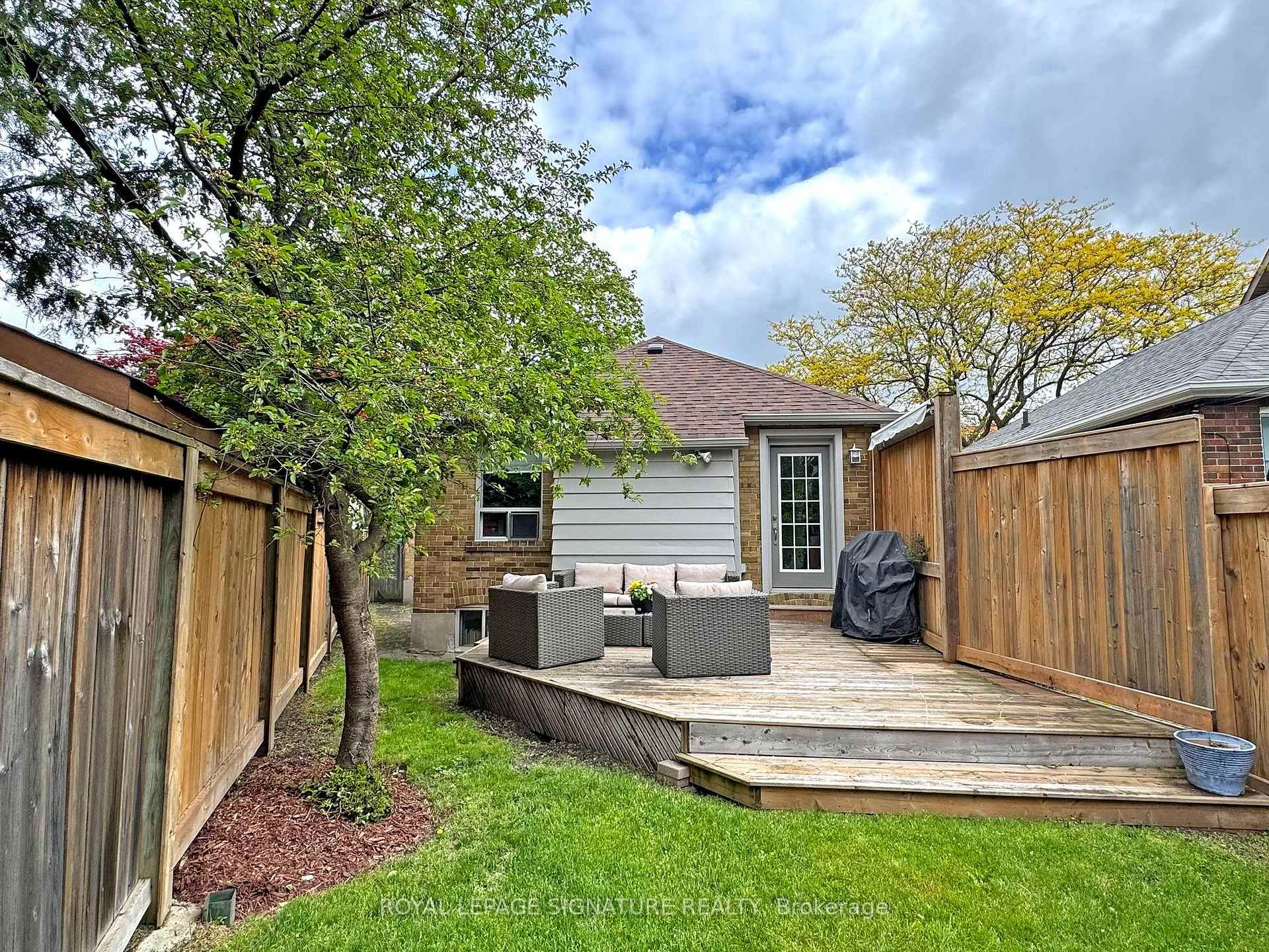 Photo 19 of 3 Kenrae Road, Toronto, Leaside — HOMEH