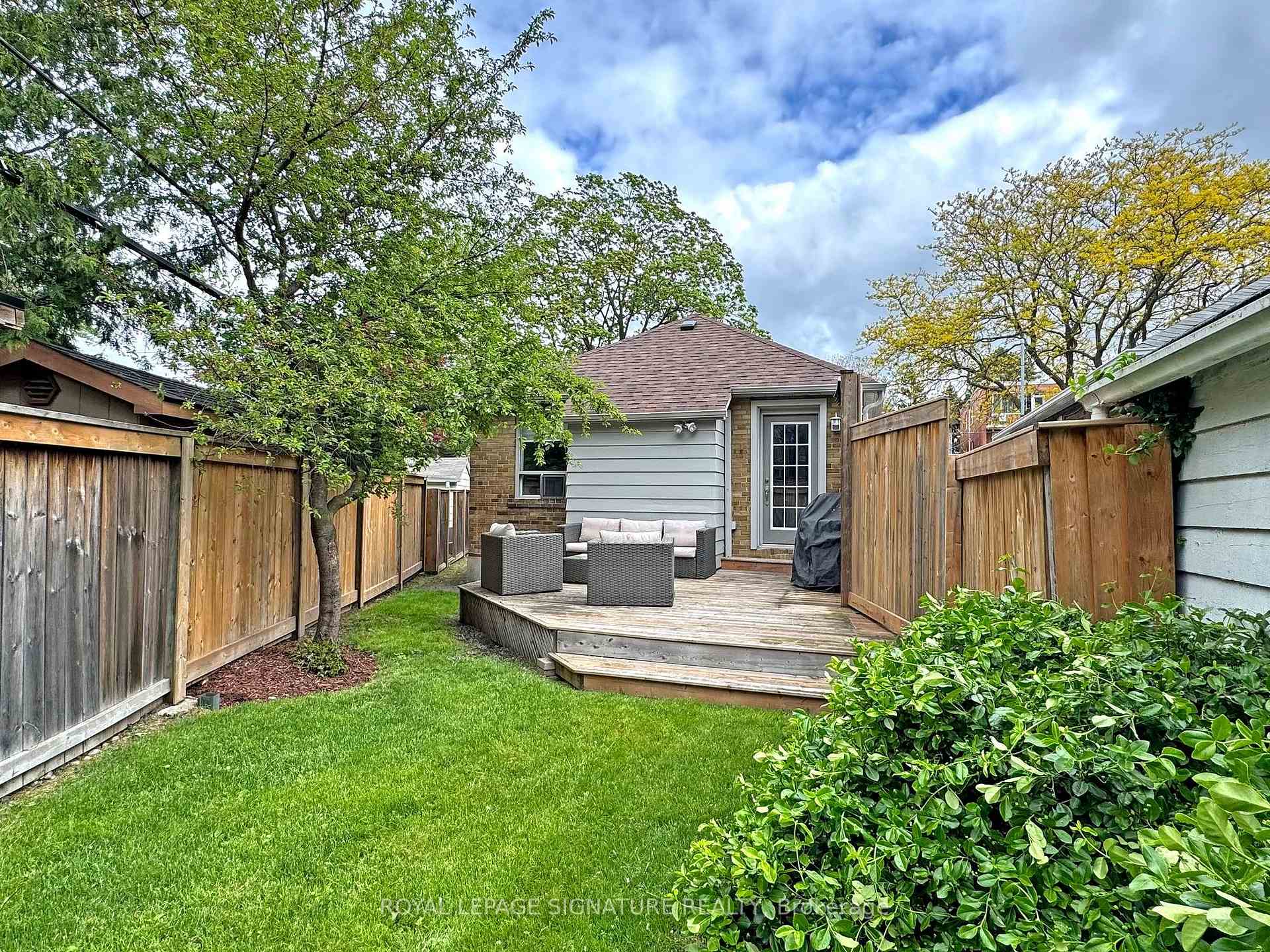 Photo 21 of 3 Kenrae Road, Toronto, Leaside — HOMEH