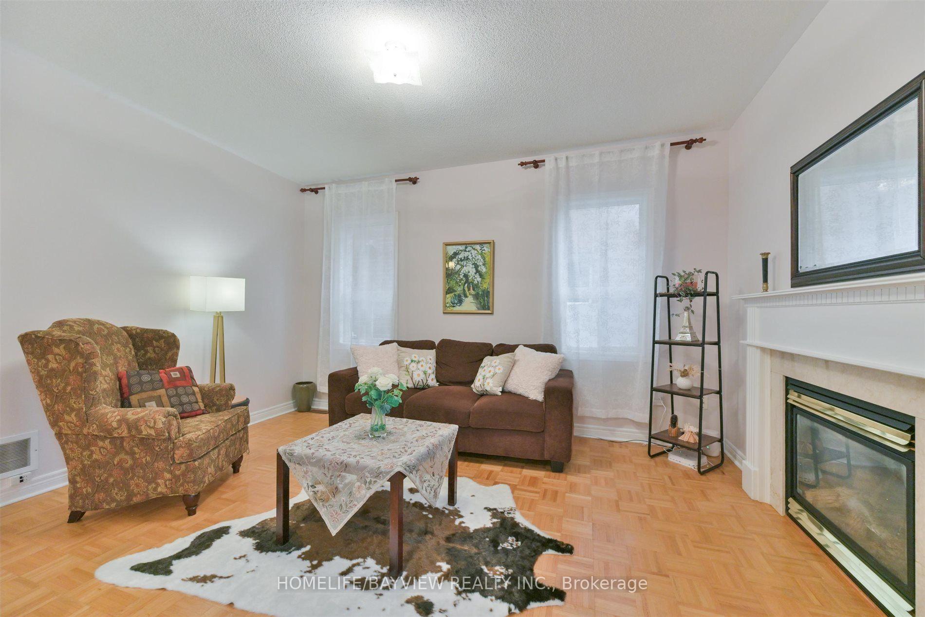 Photo 12 of 26 Honeyview Street, Vaughan, Patterson — HOMEH