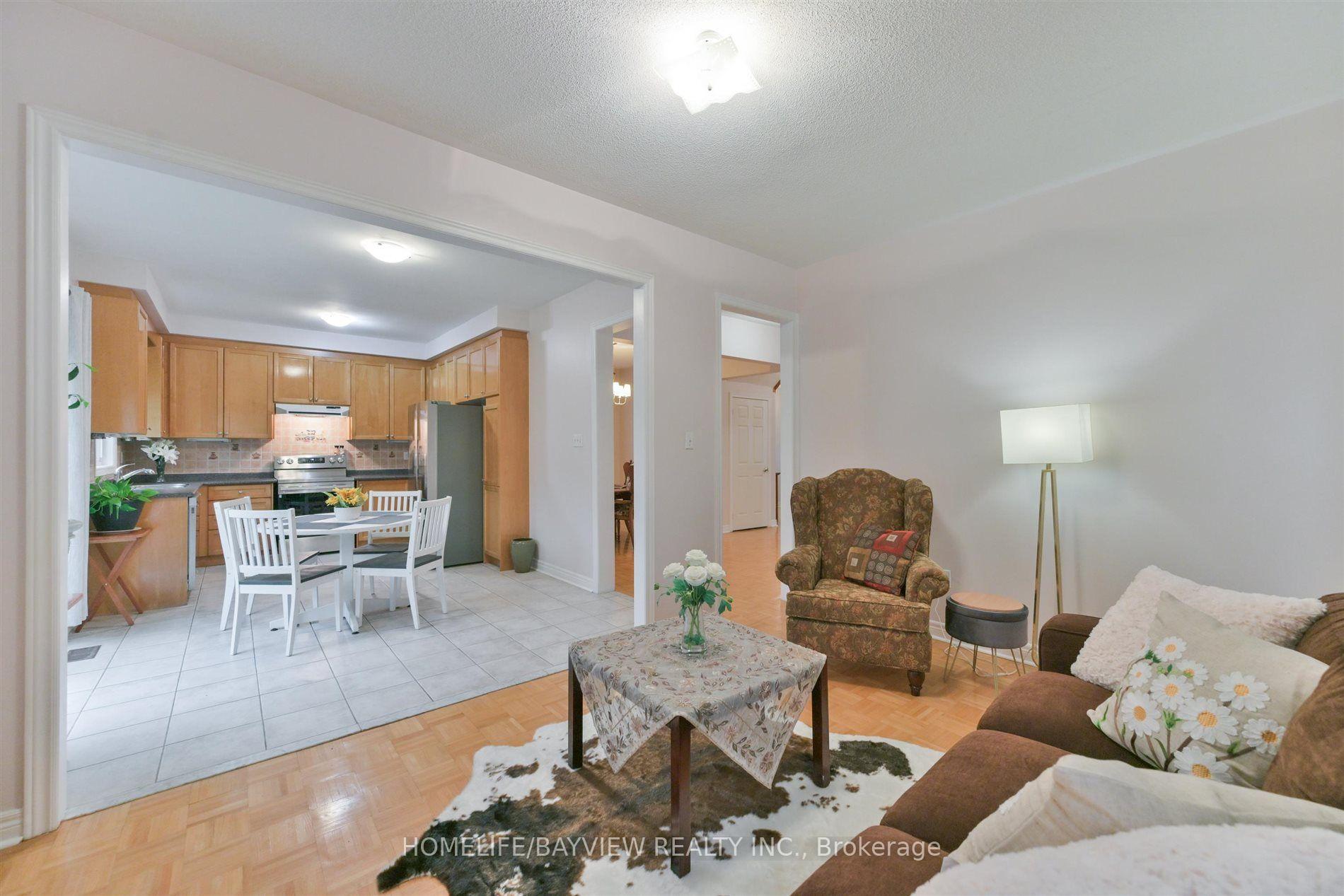 Photo 13 of 26 Honeyview Street, Vaughan, Patterson — HOMEH