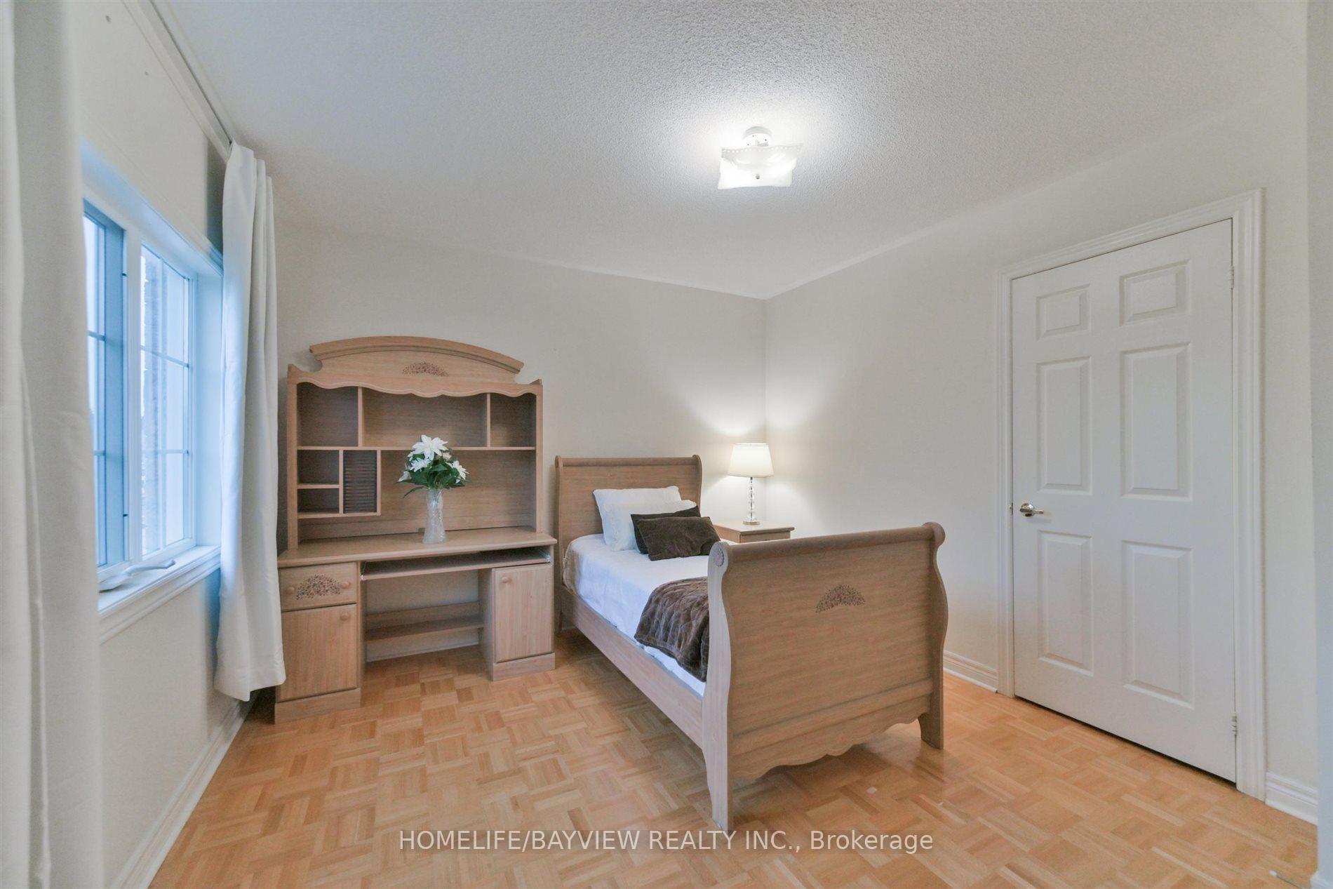 Photo 23 of 26 Honeyview Street, Vaughan, Patterson — HOMEH