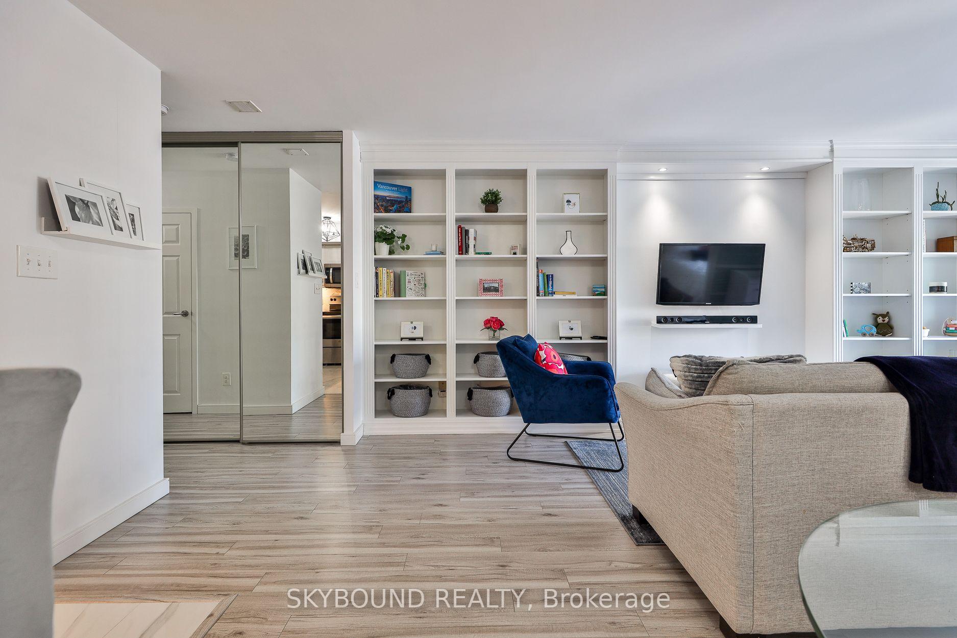 Photo 7 of Unit 2206, 25 The Esplanade, Toronto, Waterfront Communities — HOMEH