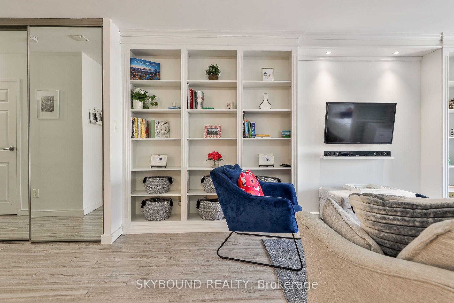 Photo 8 of Unit 2206, 25 The Esplanade, Toronto, Waterfront Communities — HOMEH