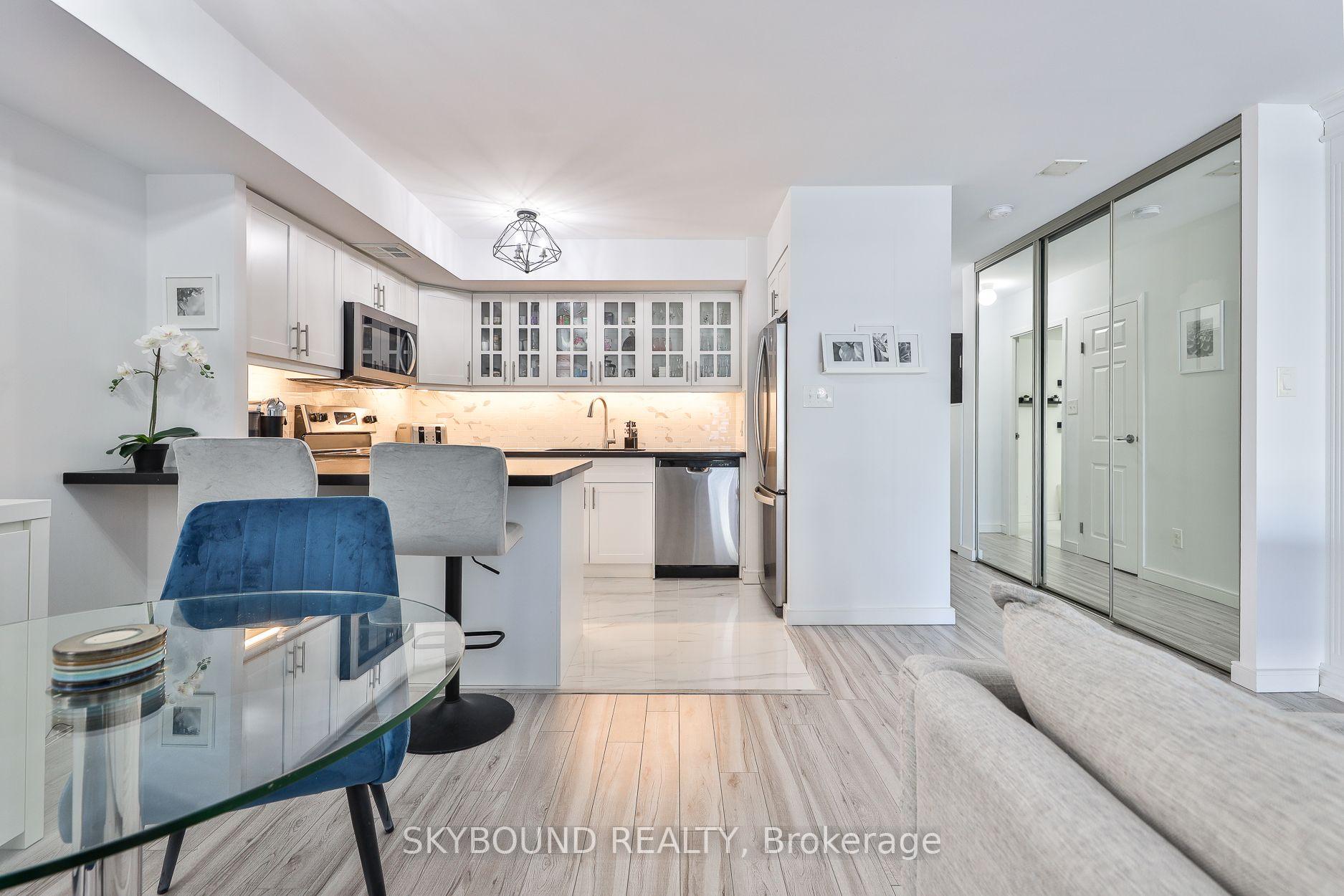 Photo 13 of Unit 2206, 25 The Esplanade, Toronto, Waterfront Communities — HOMEH