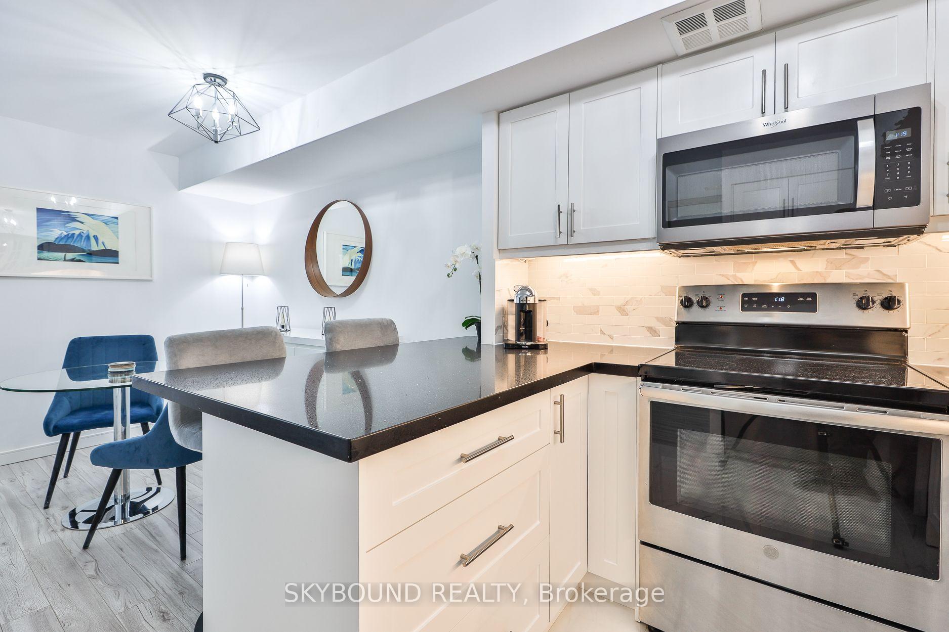 Photo 15 of Unit 2206, 25 The Esplanade, Toronto, Waterfront Communities — HOMEH