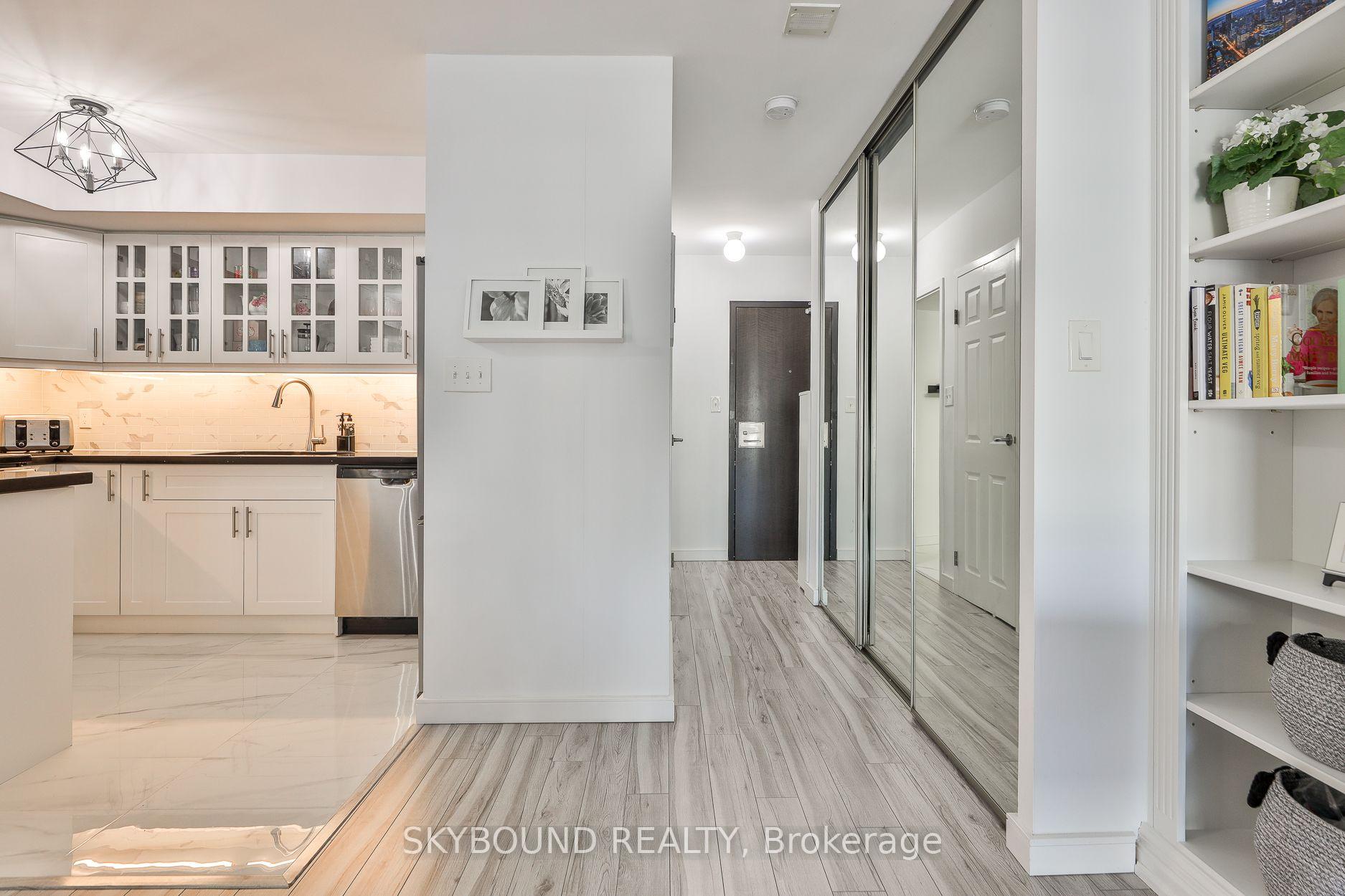 Photo 26 of Unit 2206, 25 The Esplanade, Toronto, Waterfront Communities — HOMEH