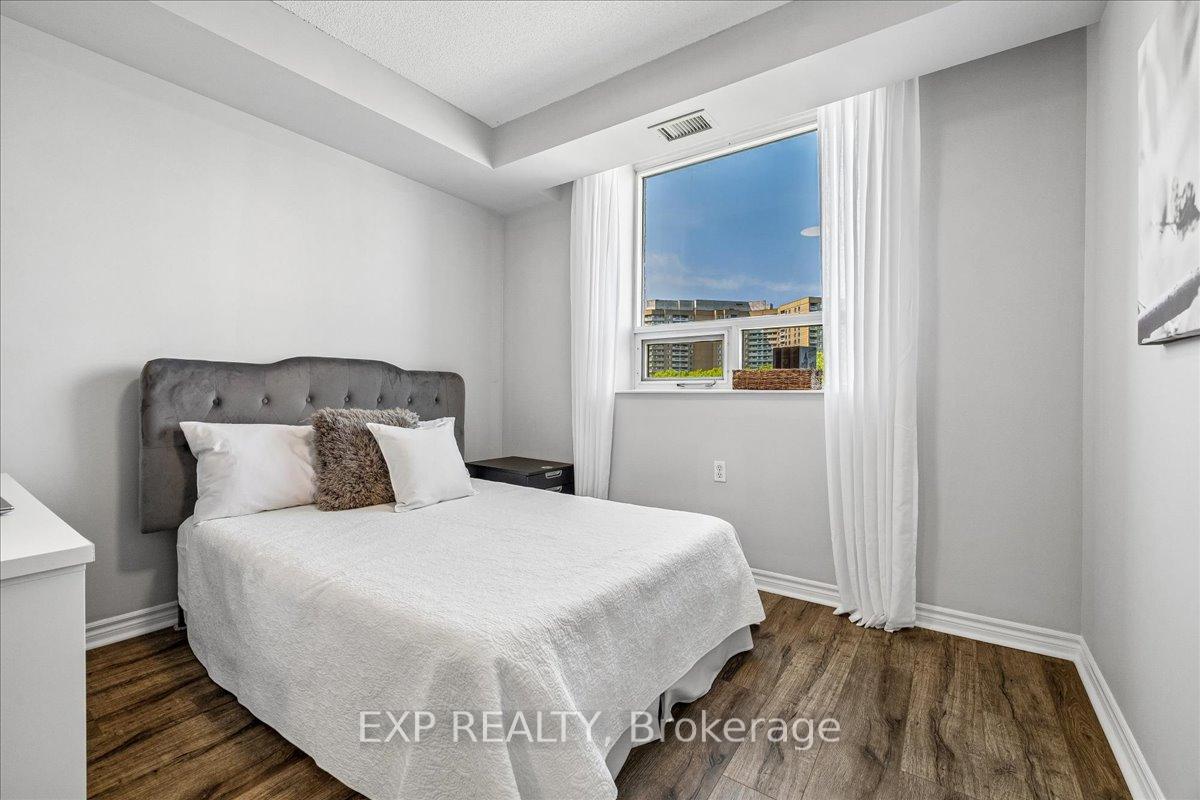 Photo 18 of Unit 708, 200 Burnhamthorpe Road E, Mississauga, City Centre — HOMEH