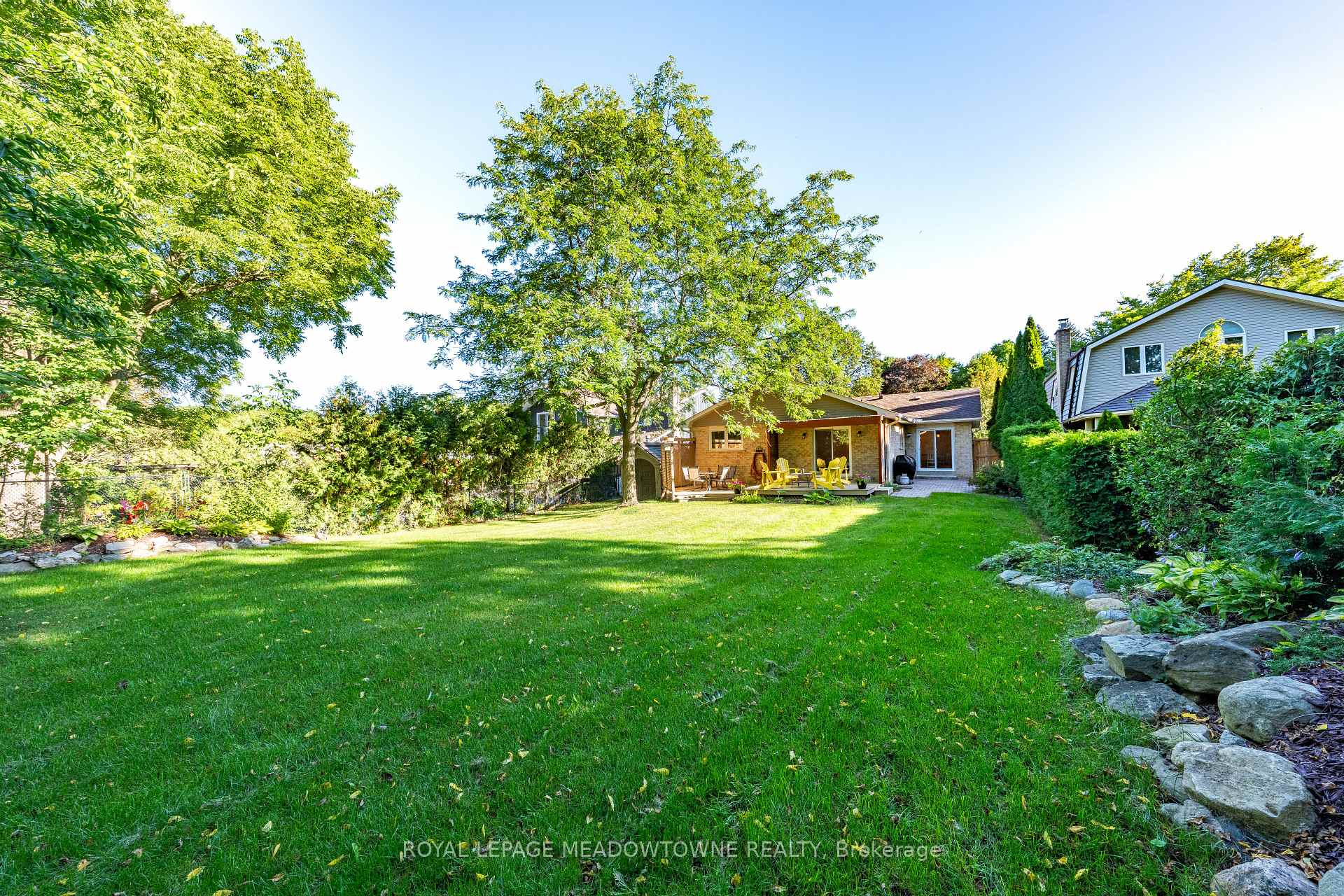 Photo 45 of 7 Terry Court, Halton Hills, Georgetown — HOMEH