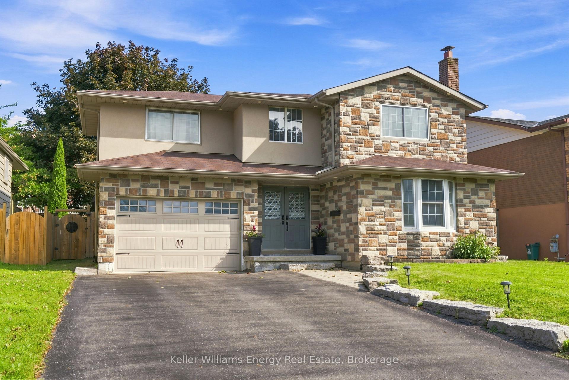 Front of 1014 Pinetree Court
