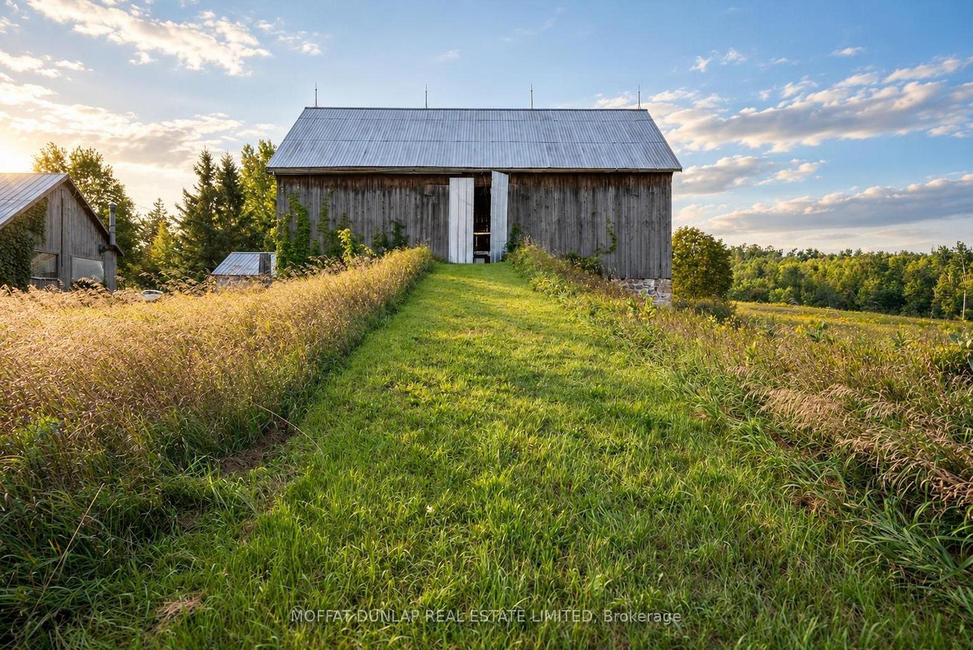 Photo 32 of 10195 Highway 12, Oro-Medonte, Rural Oro-Medonte — HOMEH