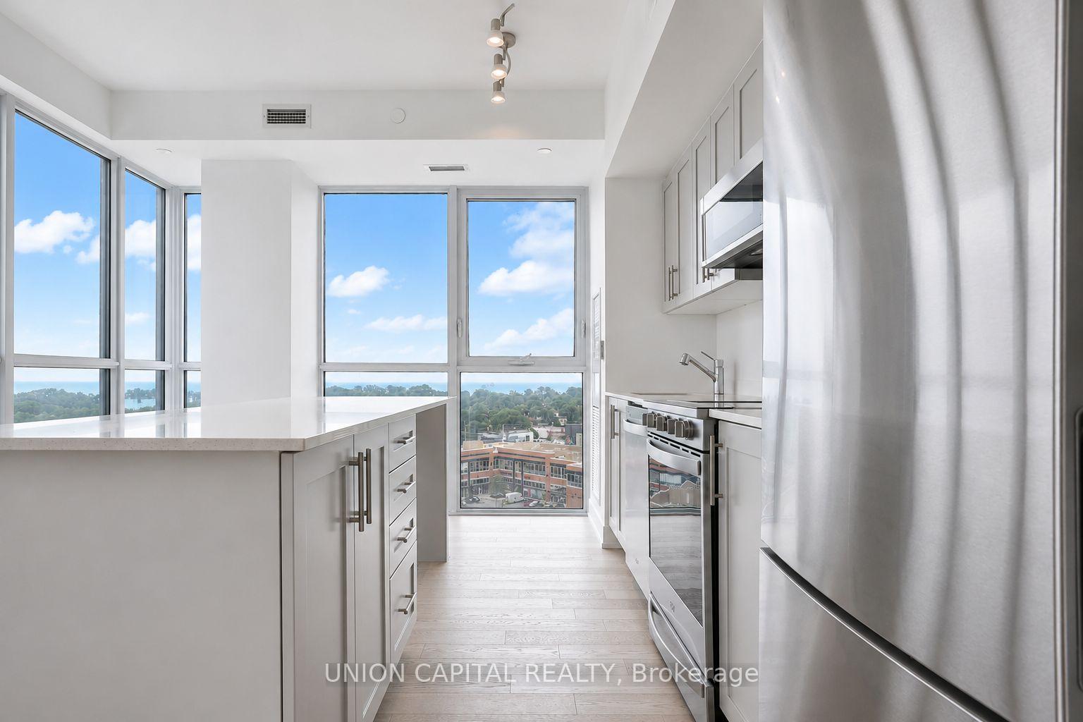 Photo 4 of Unit 1104, 1063 Douglas McCurdy Common, Mississauga, Lakeview — HOMEH