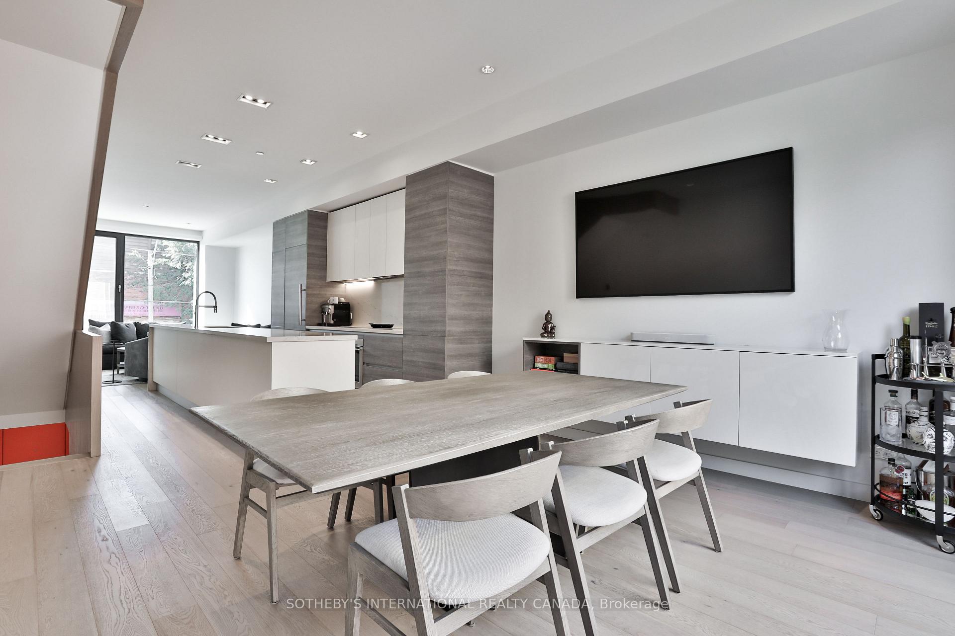 Photo 7 of 352B Harbord Street, Toronto, Palmerston-Little Italy — HOMEH