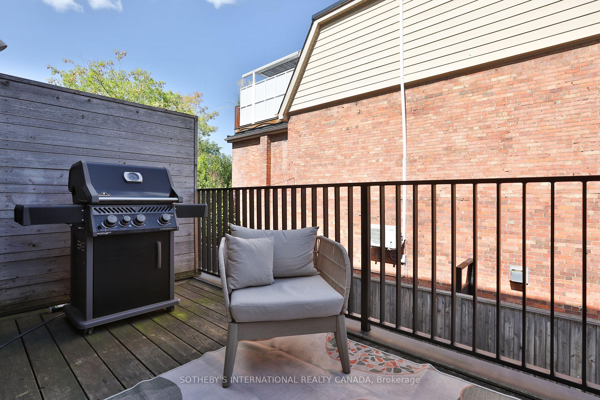 Photo 10 of 352B Harbord Street, Toronto, Palmerston-Little Italy — HOMEH