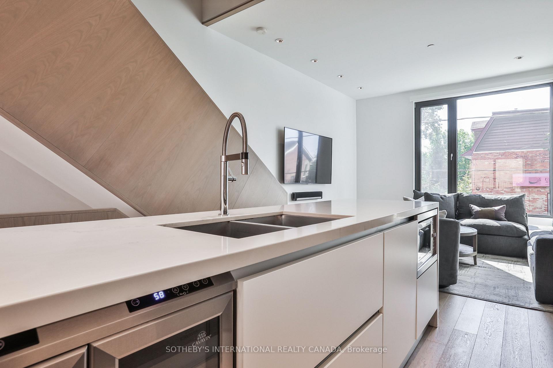 Photo 16 of 352B Harbord Street, Toronto, Palmerston-Little Italy — HOMEH