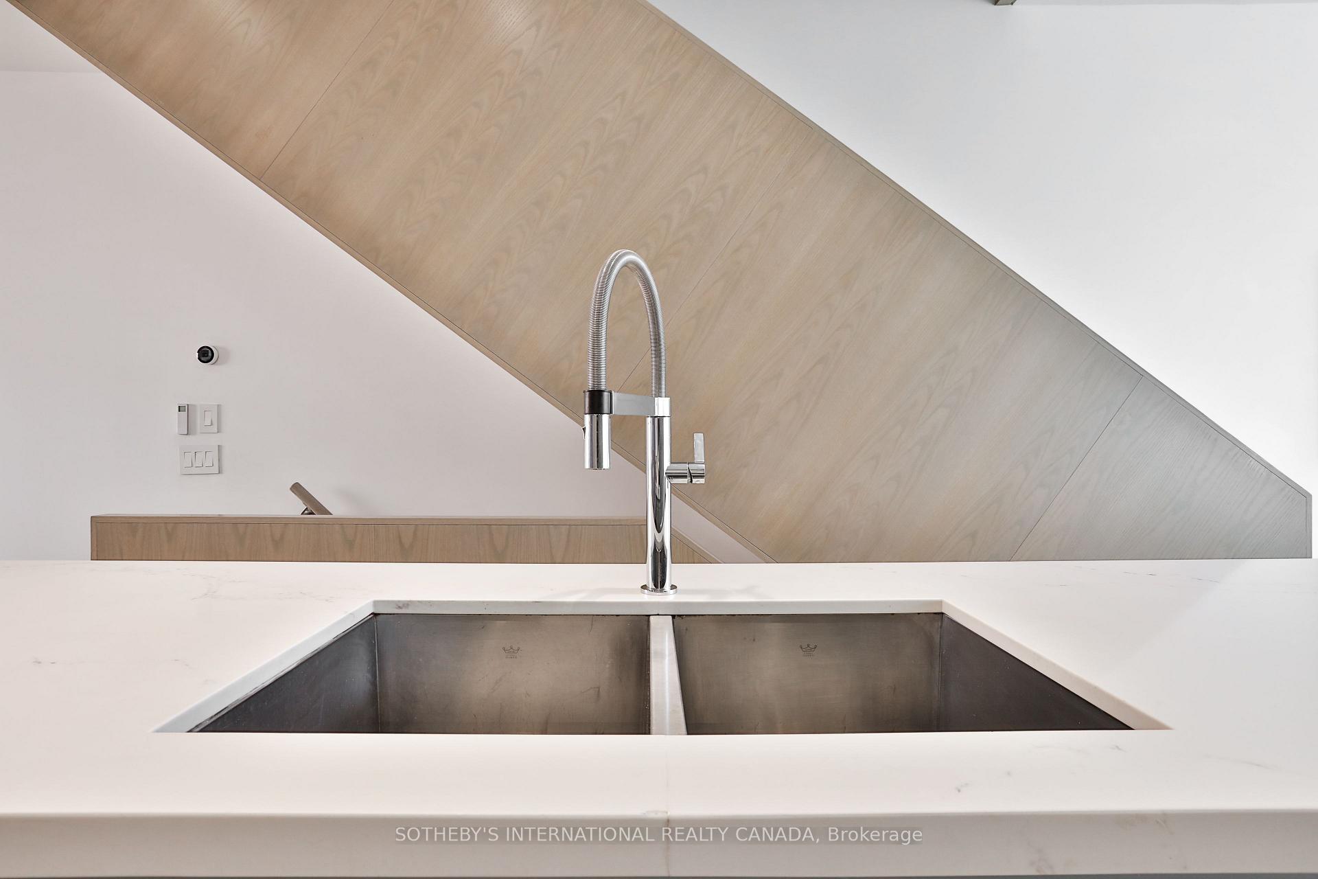 Photo 17 of 352B Harbord Street, Toronto, Palmerston-Little Italy — HOMEH