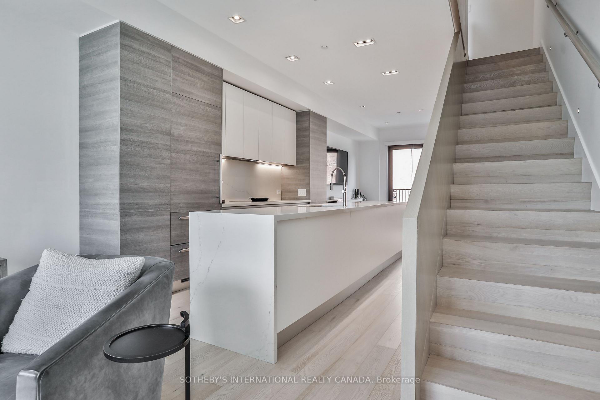 Photo 24 of 352B Harbord Street, Toronto, Palmerston-Little Italy — HOMEH