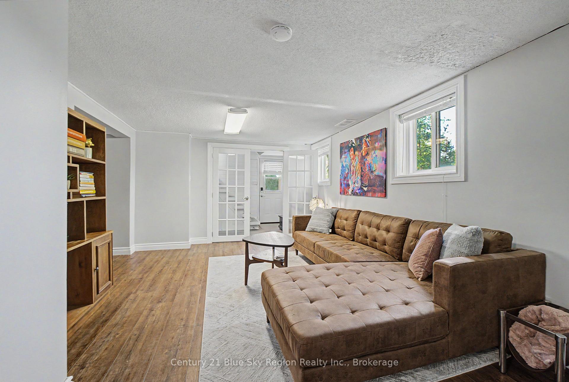Photo 25 of 847 Jane Street, North Bay, West End — HOMEH