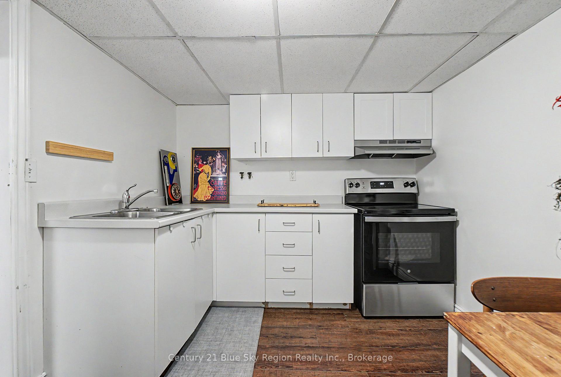 Photo 33 of 847 Jane Street, North Bay, West End — HOMEH