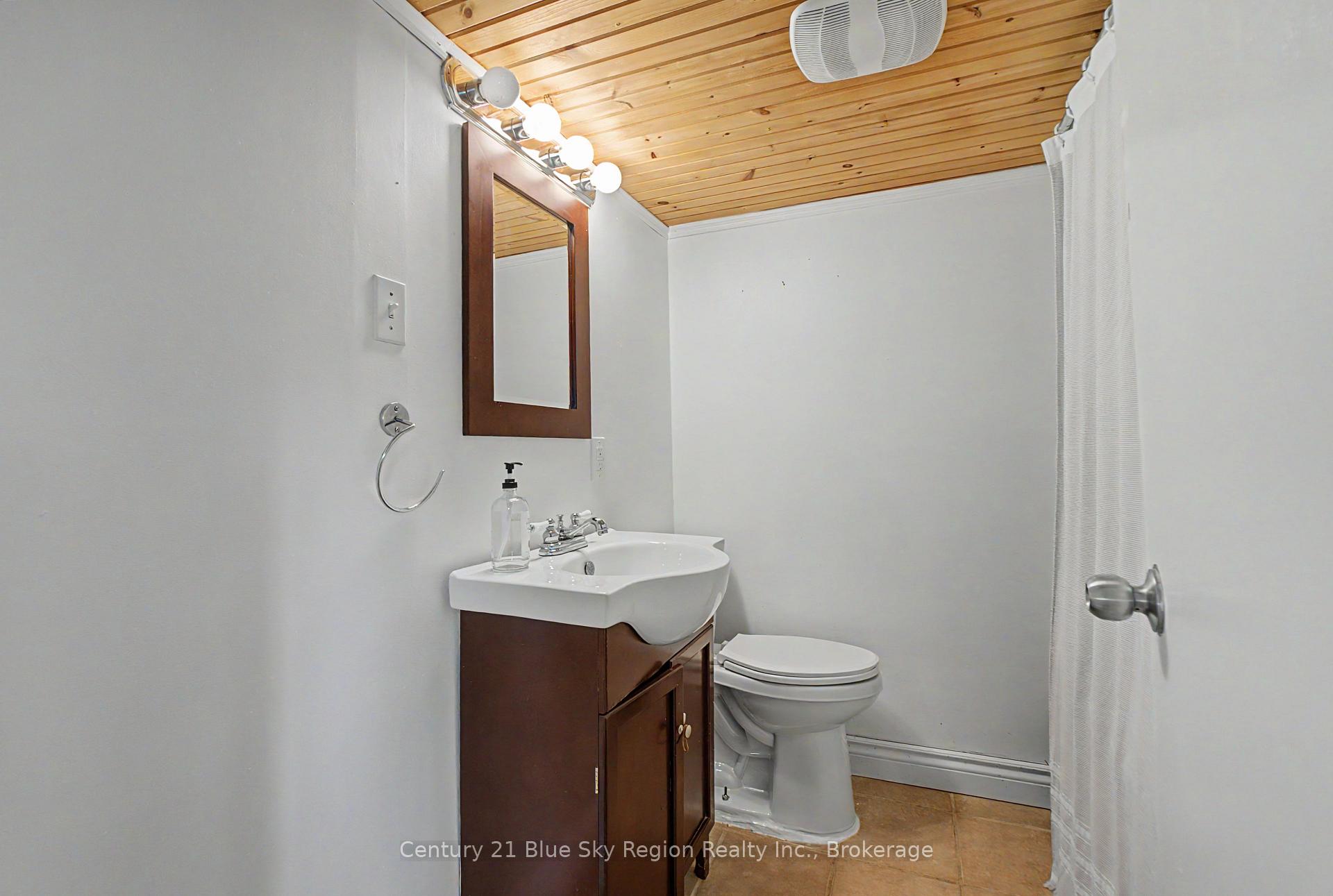 Photo 36 of 847 Jane Street, North Bay, West End — HOMEH