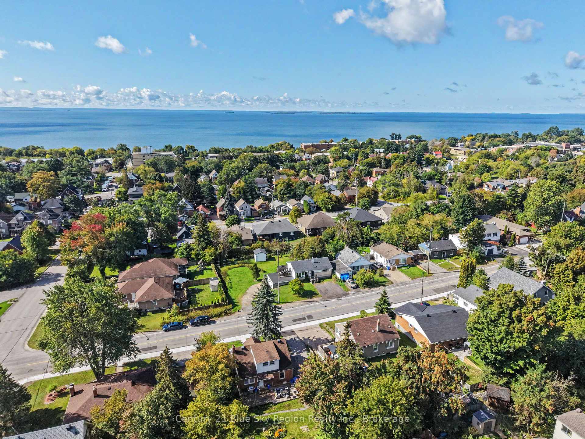 Photo 43 of 847 Jane Street, North Bay, West End — HOMEH