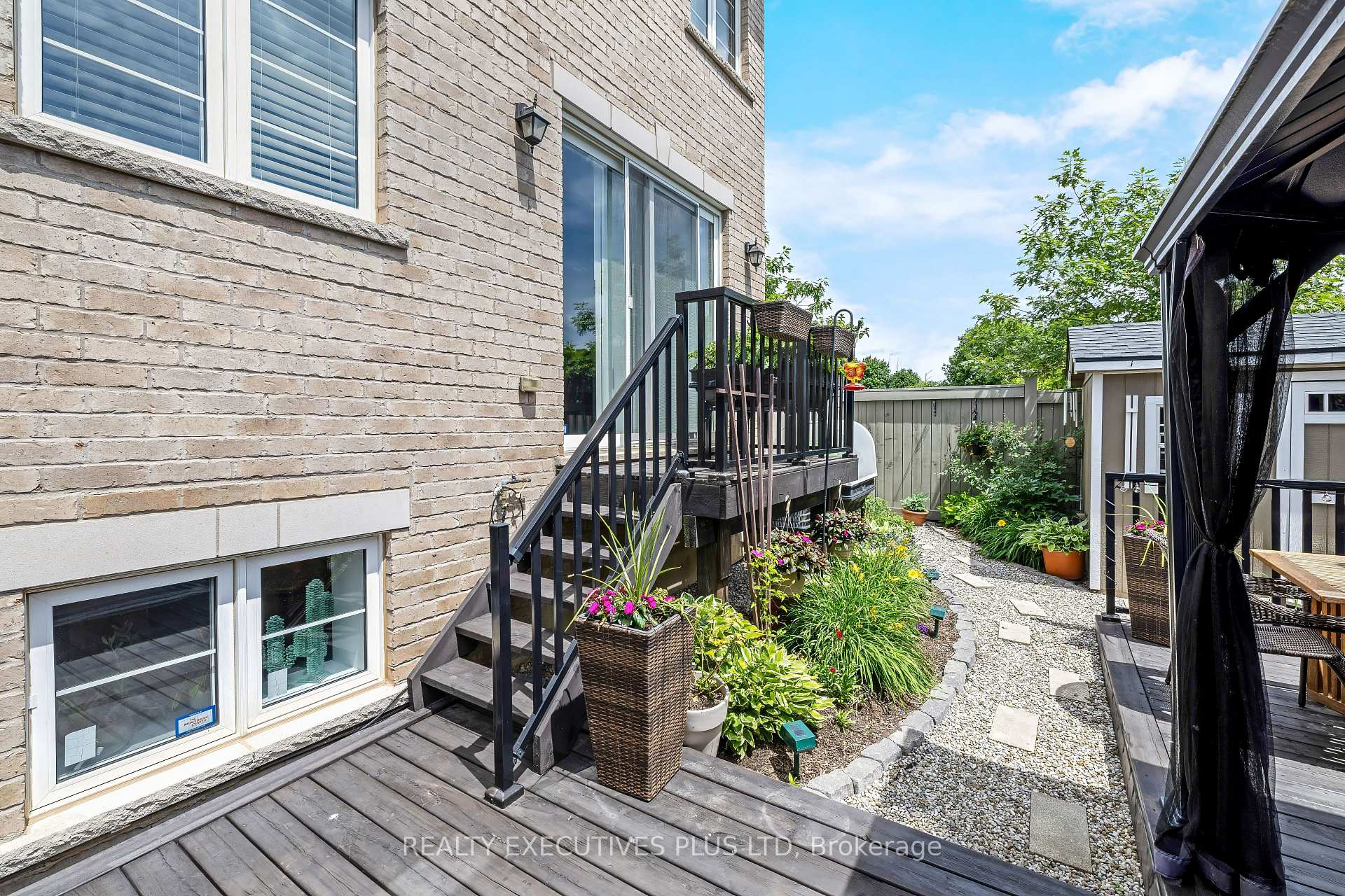 Photo 37 of 86 Stillwater Crescent, Hamilton, Waterdown — HOMEH