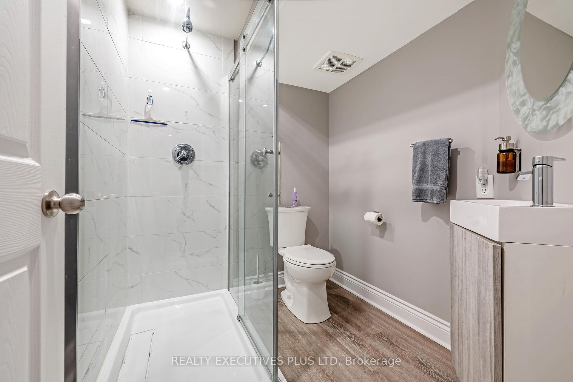 Photo 38 of 86 Stillwater Crescent, Hamilton, Waterdown — HOMEH