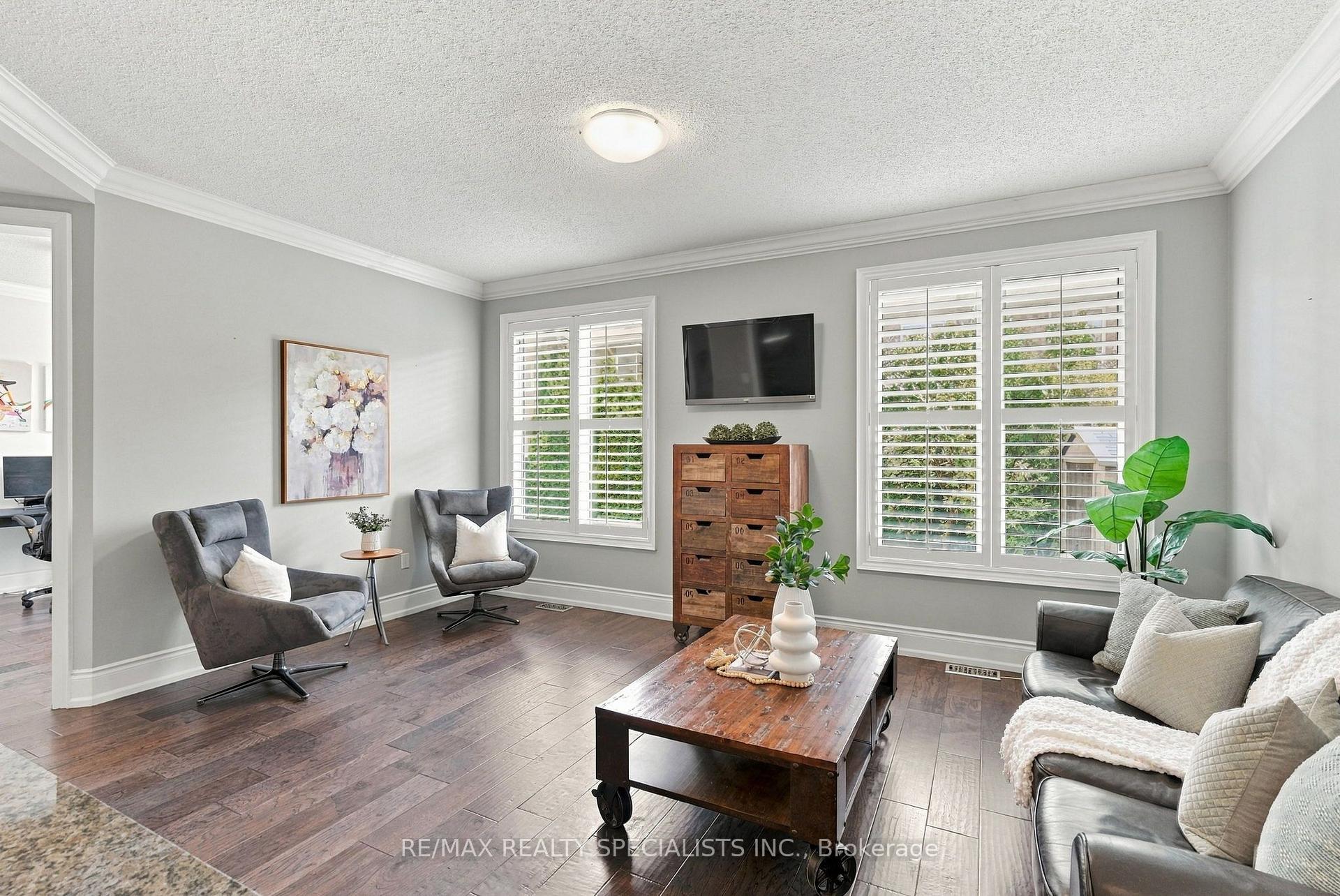 Photo 15 of 212 Leiterman Drive, Milton, Willmott — HOMEH