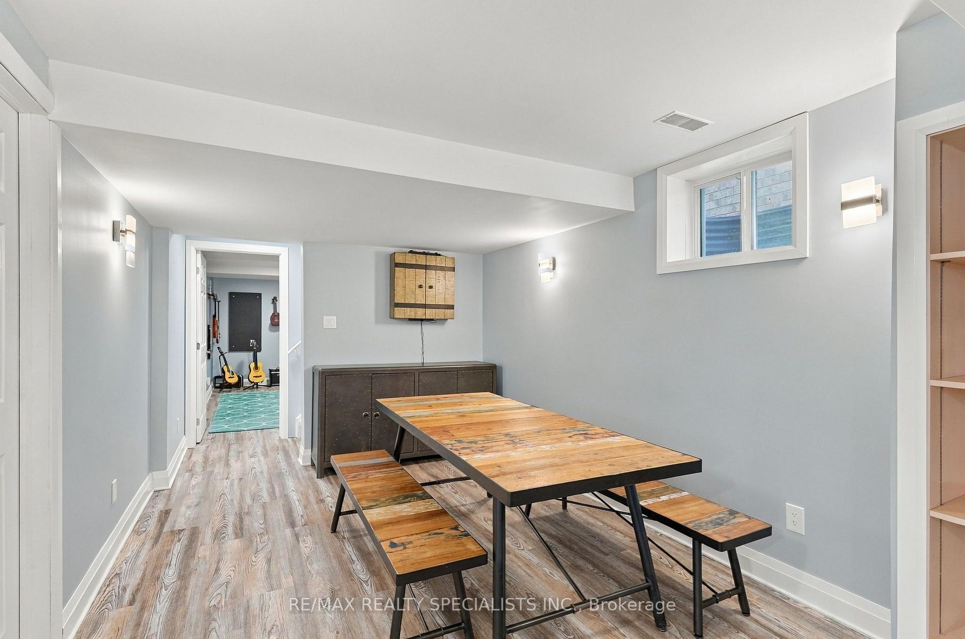 Photo 41 of 212 Leiterman Drive, Milton, Willmott — HOMEH