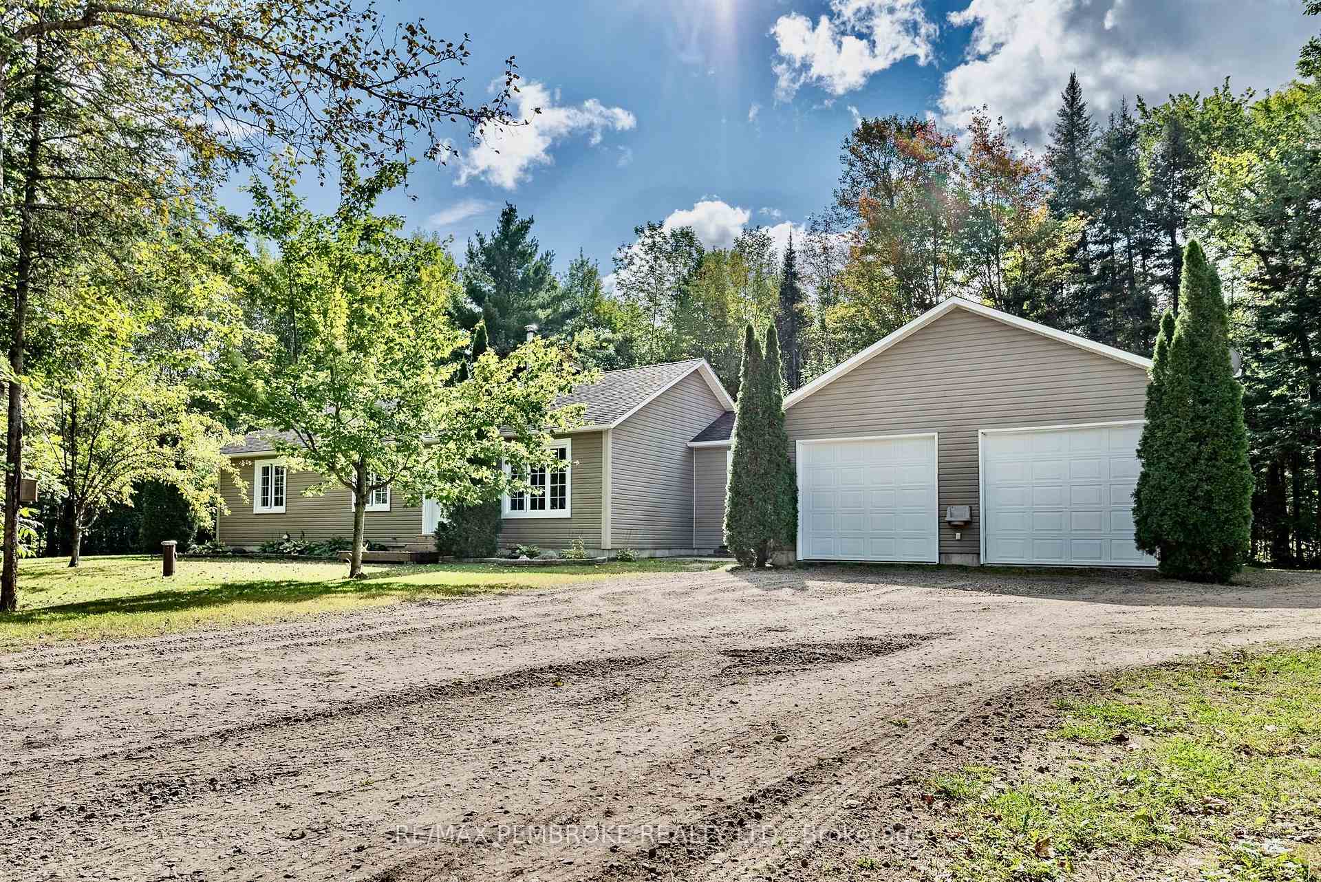 Photo 1 of 469 Woito Station Road, North Algona Wilberforce, North Algona/Wilberforce Twp — HOMEH