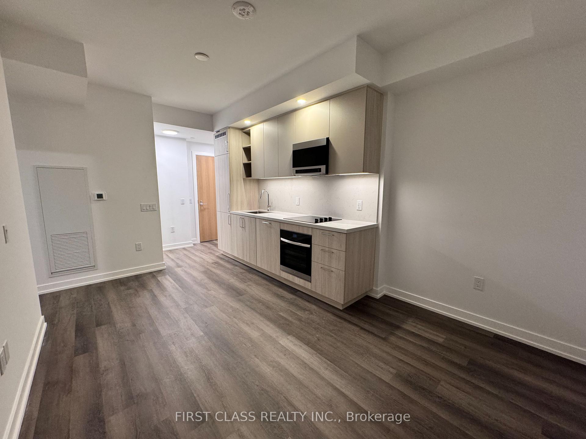 Photo 11 of Unit 806A, 5 Meadowdale Road, Vaughan, Vaughan Corporate Centre — HOMEH