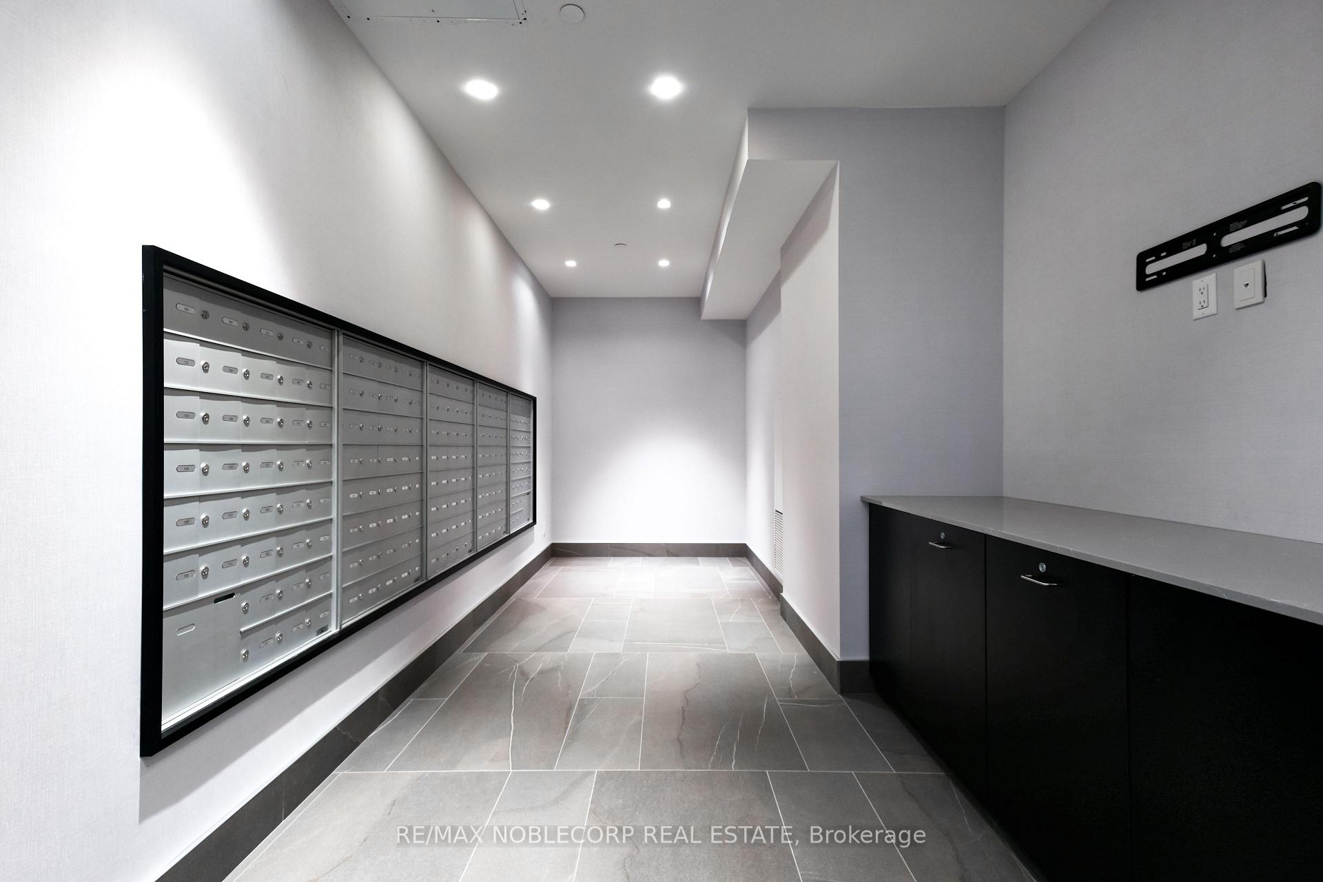 Photo 10 of Unit 626, 681 Yonge Street, Barrie, Painswick South — HOMEH