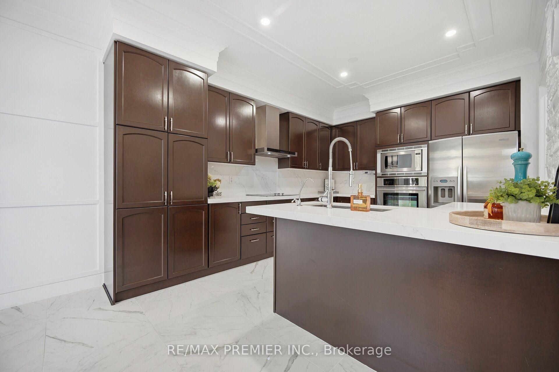 Photo 18 of 127 Ozner Crescent, Vaughan, Vellore Village — HOMEH