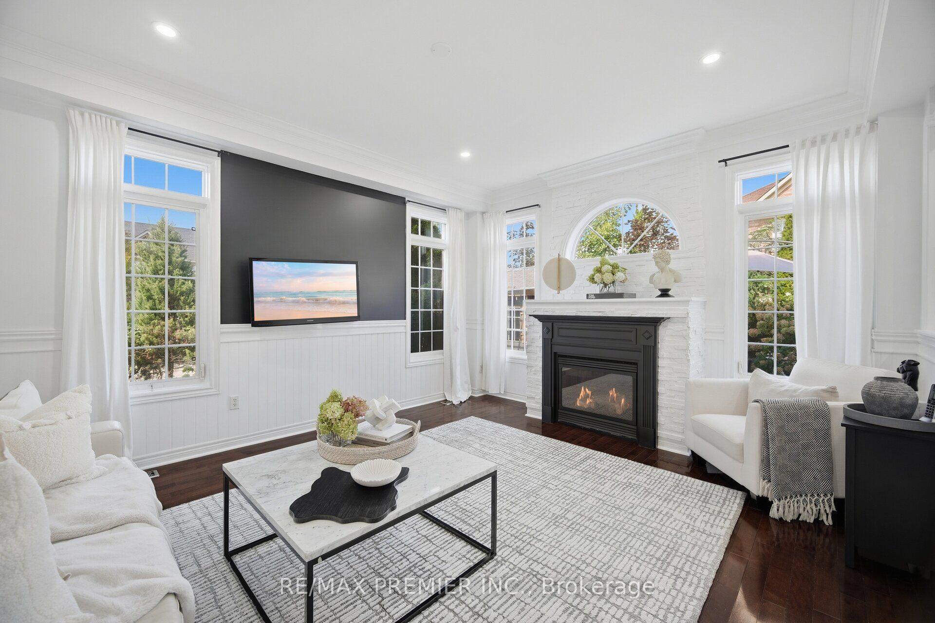 Photo 15 of 127 Ozner Crescent, Vaughan, Vellore Village — HOMEH