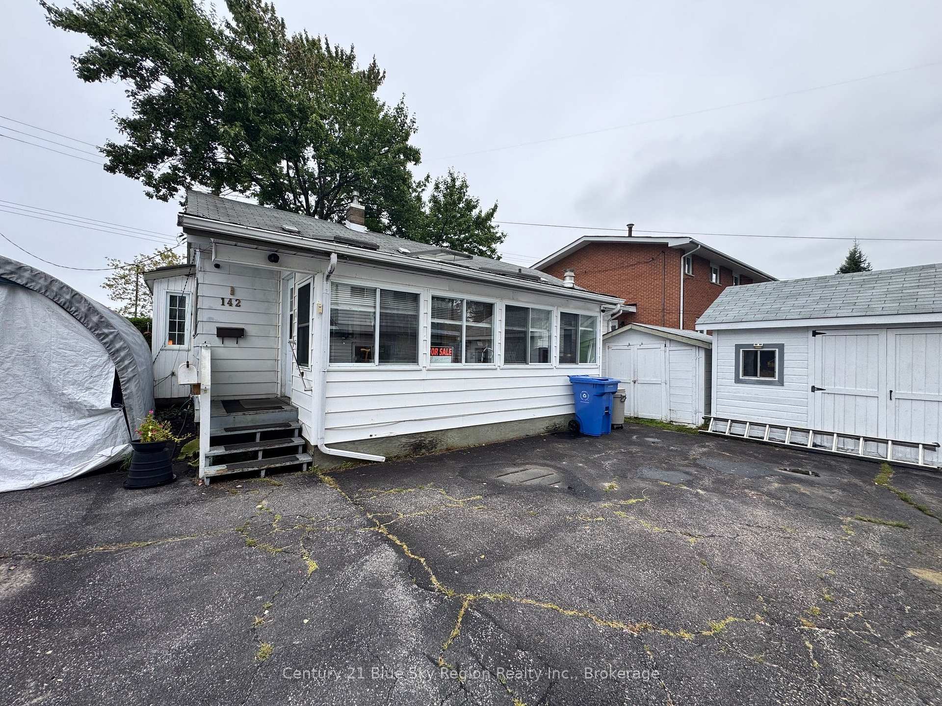 Photo 2 of 142 Lee Avenue, North Bay, Ferris — HOMEH