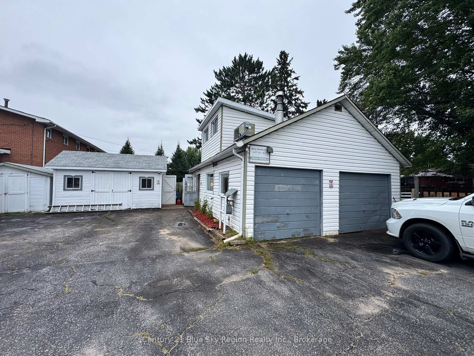 Photo 4 of 142 Lee Avenue, North Bay, Ferris — HOMEH