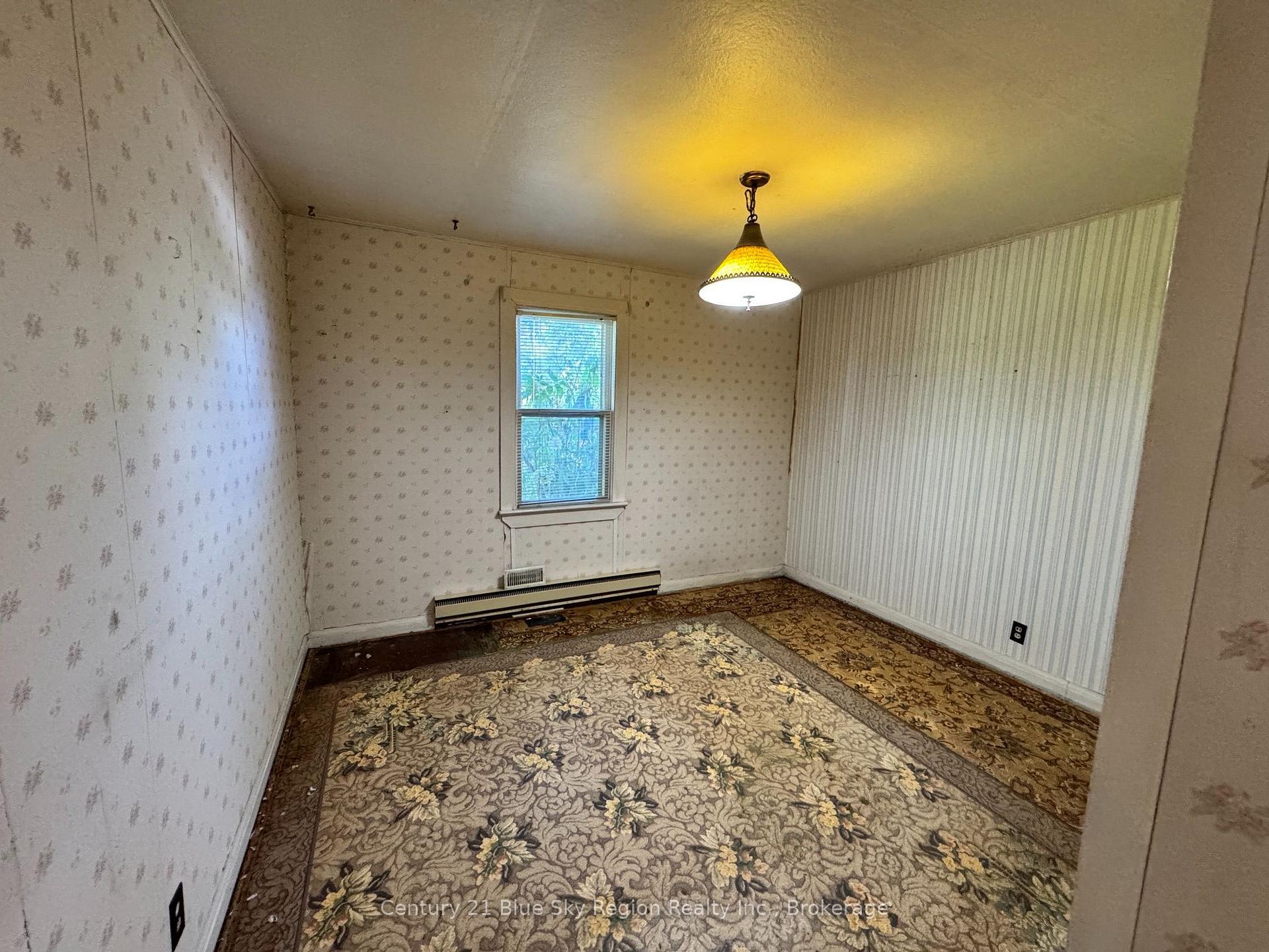 Photo 12 of 142 Lee Avenue, North Bay, Ferris — HOMEH