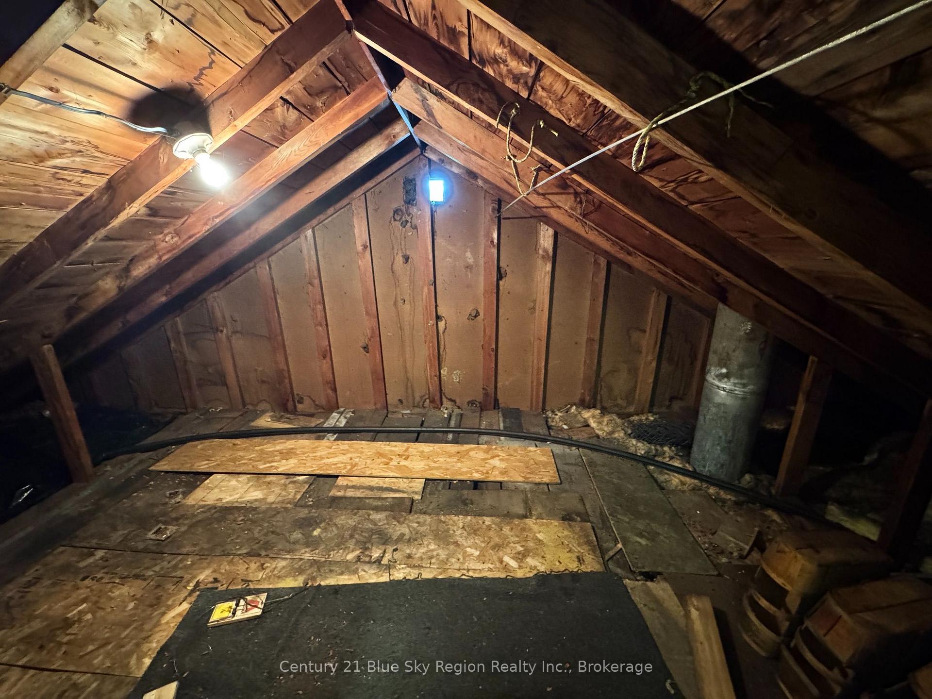 Photo 33 of 142 Lee Avenue, North Bay, Ferris — HOMEH