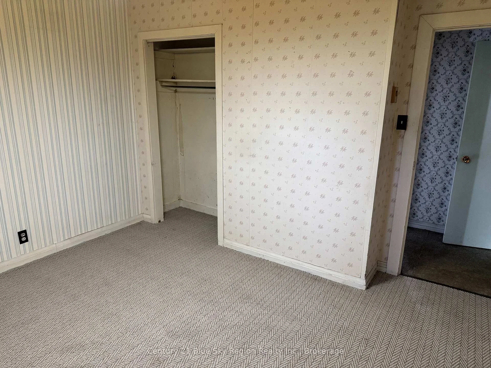 Photo 13 of 142 Lee Avenue, North Bay, Ferris — HOMEH