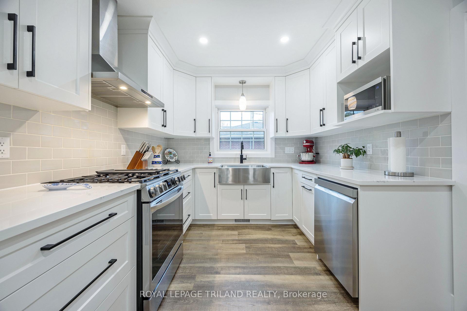 Photo 14 of 357 Sunset Drive, Central Elgin, Rural Central Elgin — HOMEH